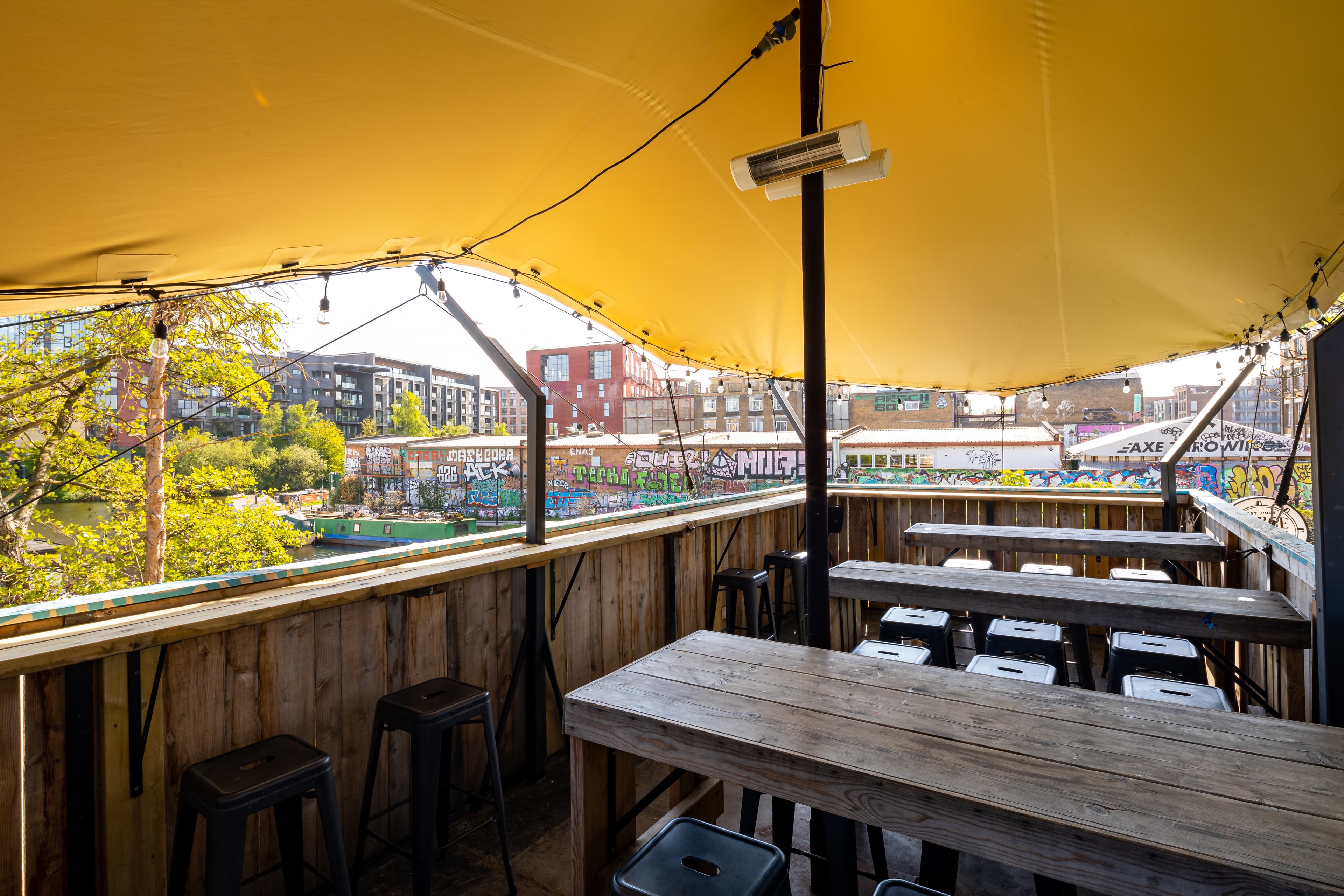 Riverside Rooftop (seasonal), Barge East photo #1