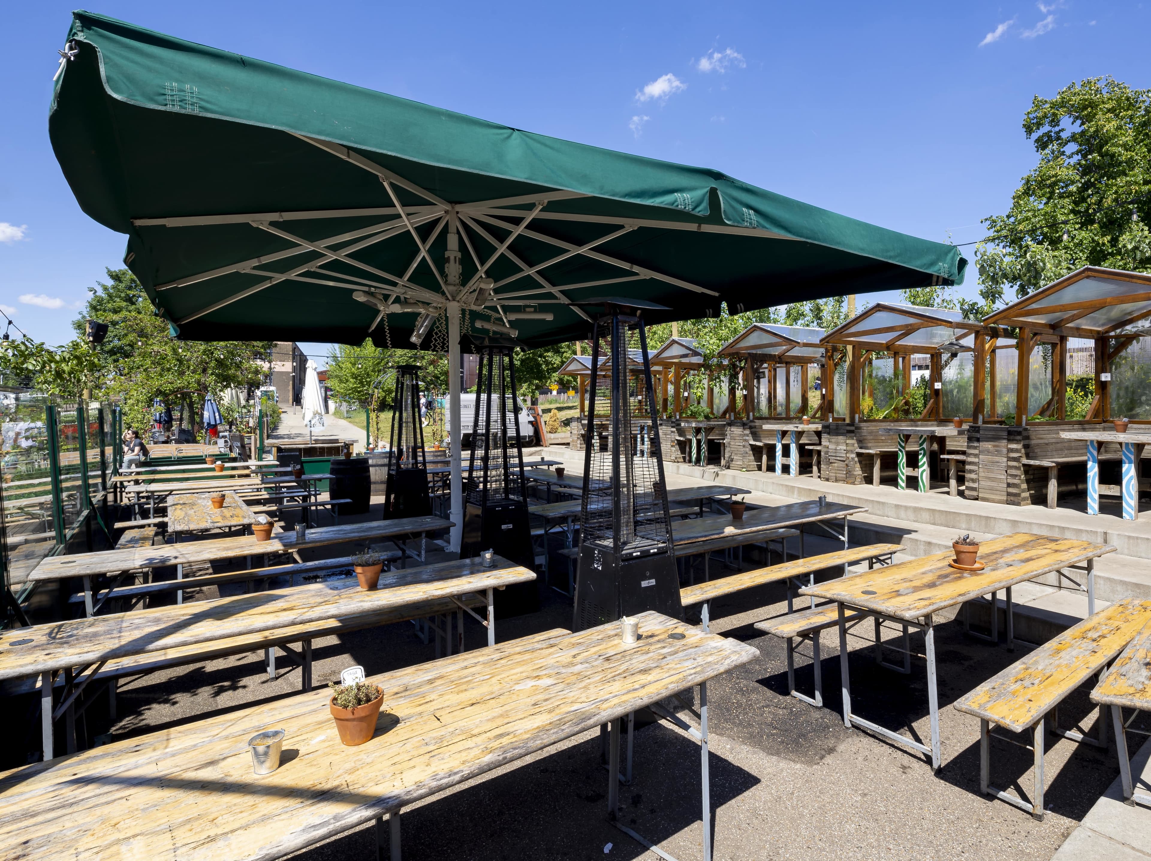 Exclusive Barge Boat Hire, Barge East photo #3