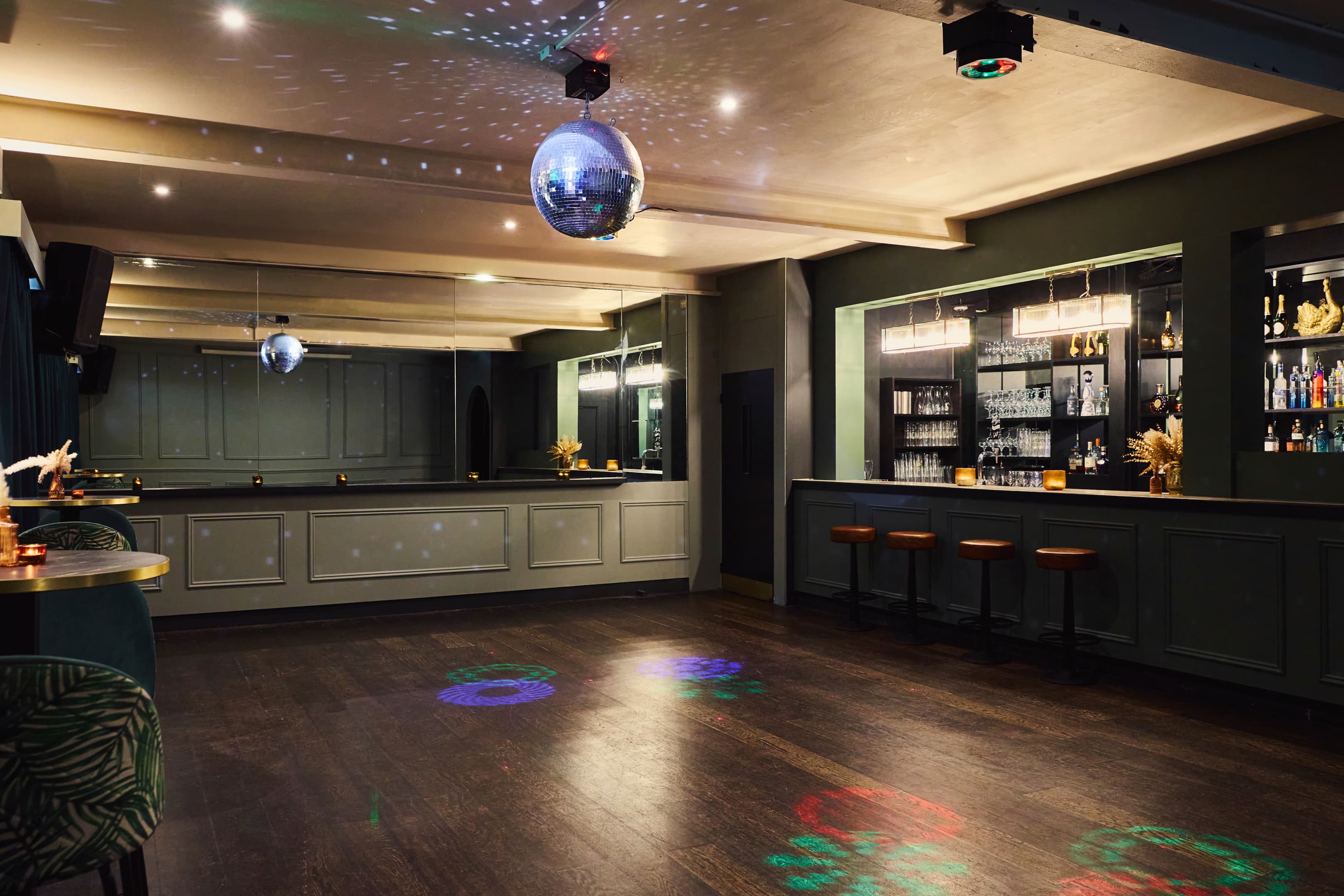 Full Venue Hire, The Exhibit photo #40