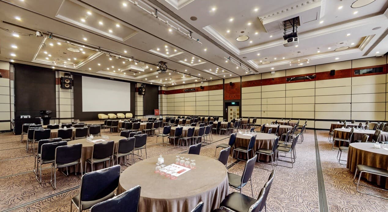 Leonardo Royal London City, The Auditorium photo #2