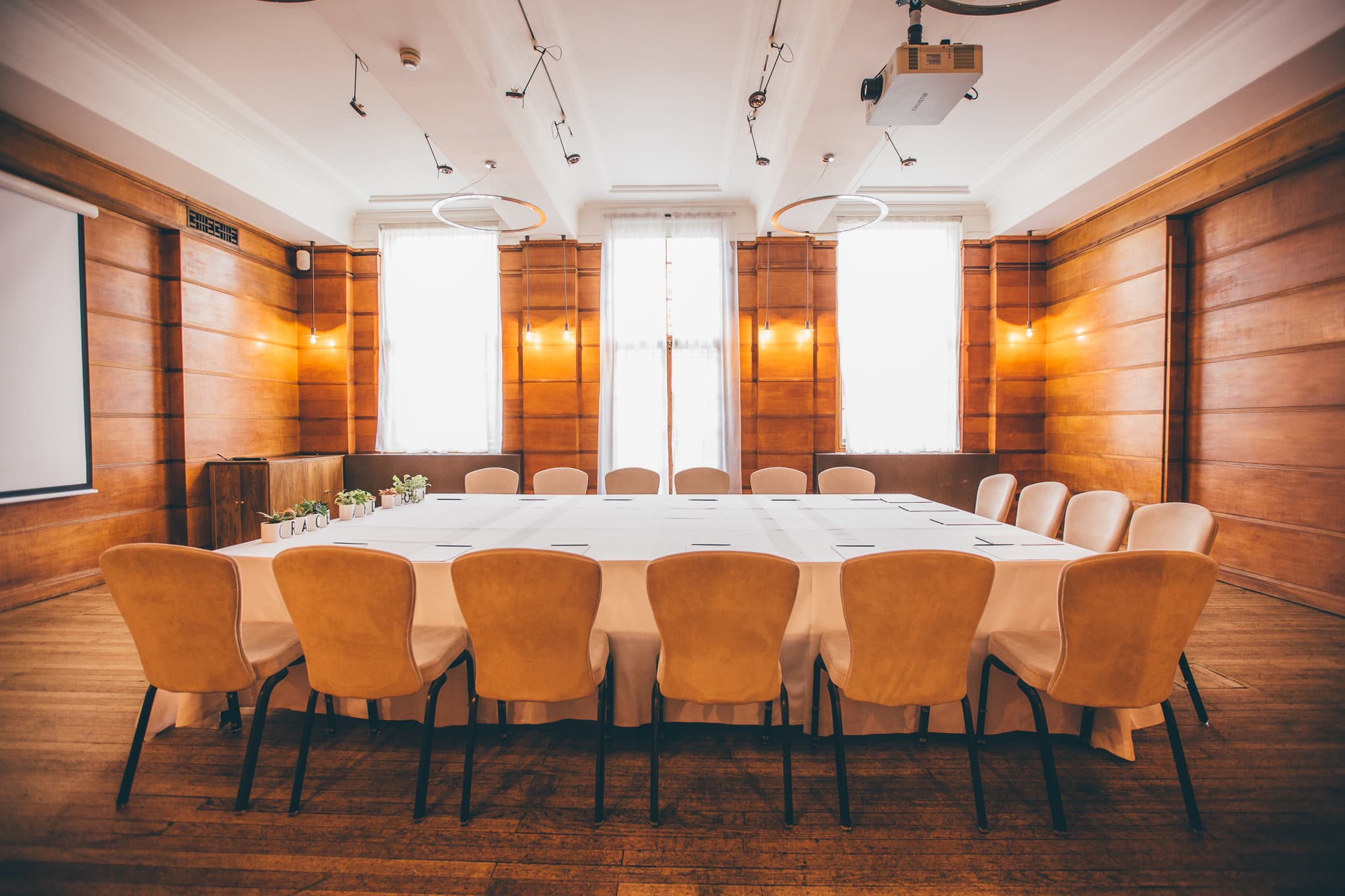 Mayor's Room, Town Hall Hotel photo #3