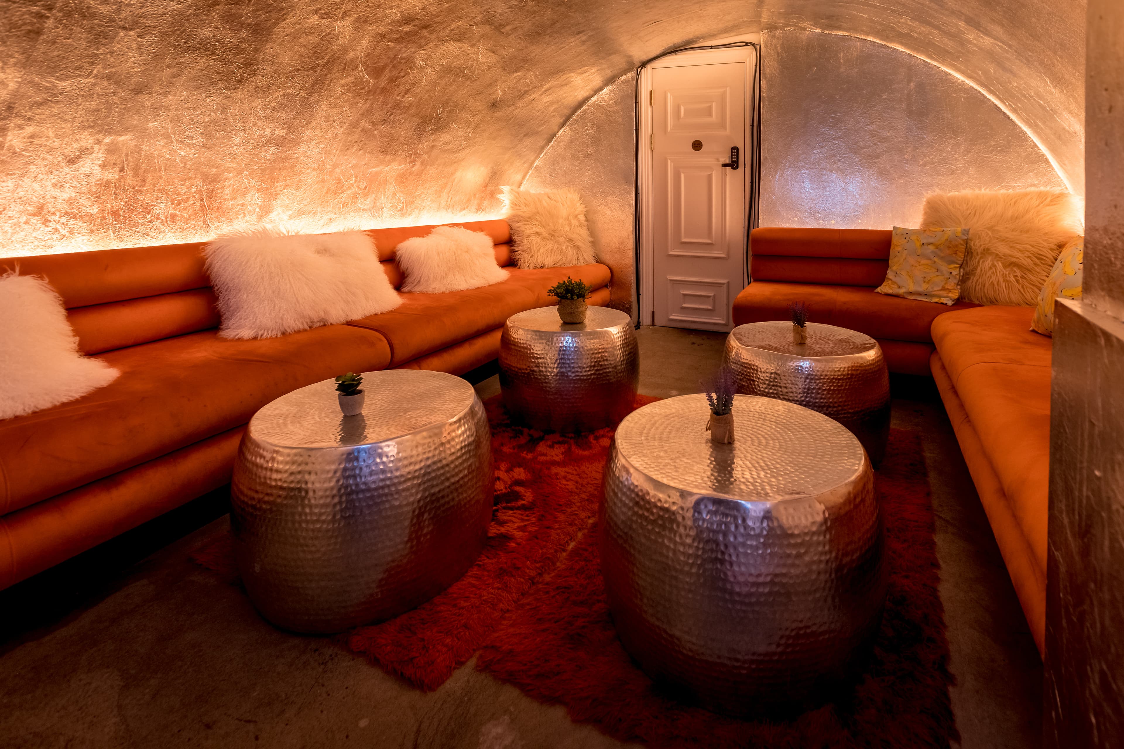 Full Venue Hire, The Little Scarlet Door photo #24