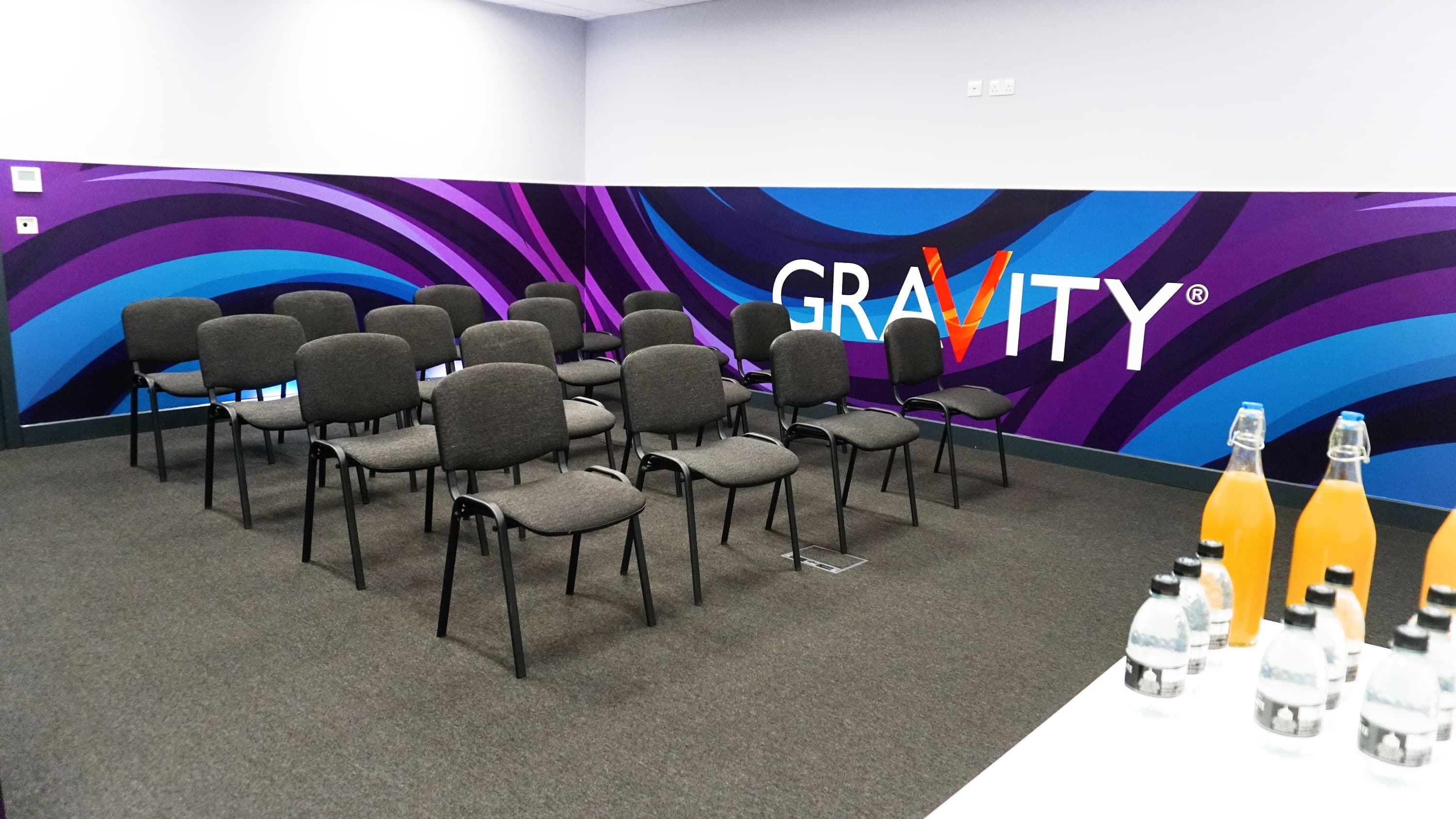 Issac Newton Suite, Gravity Wandsworth photo #4