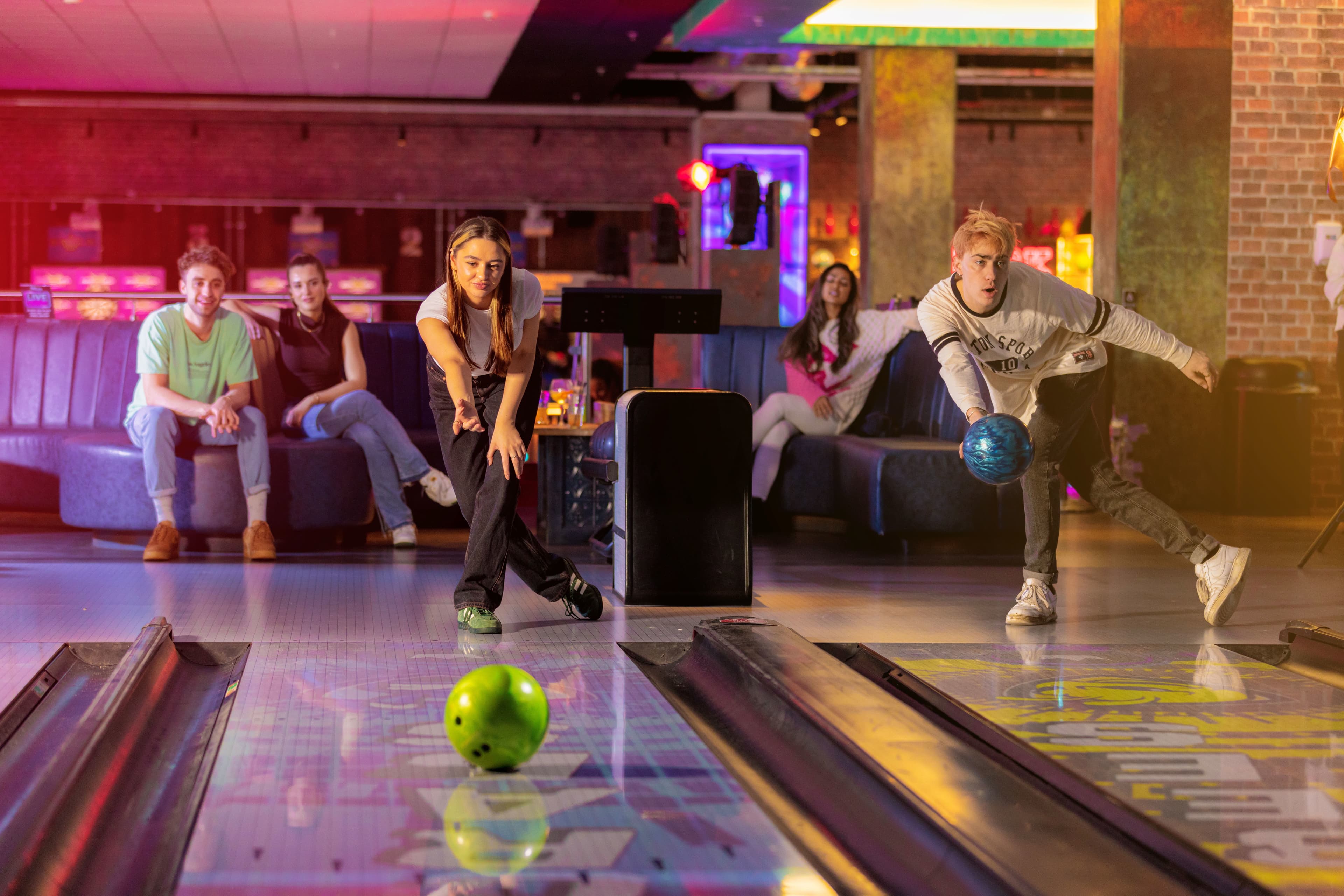 AR Bowling, Gravity Wandsworth photo #6