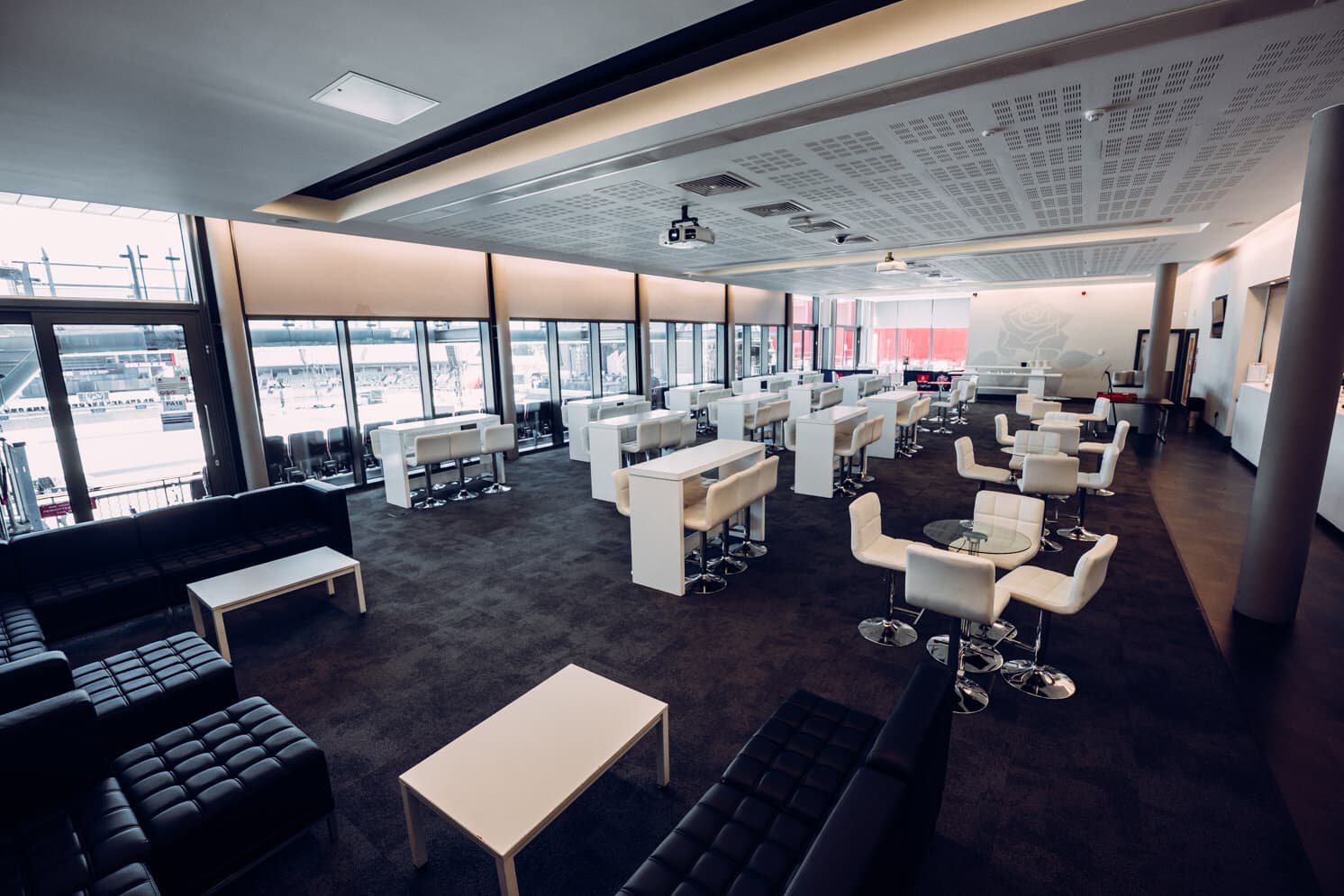 1864 Suite, Emirates Old Trafford photo #2