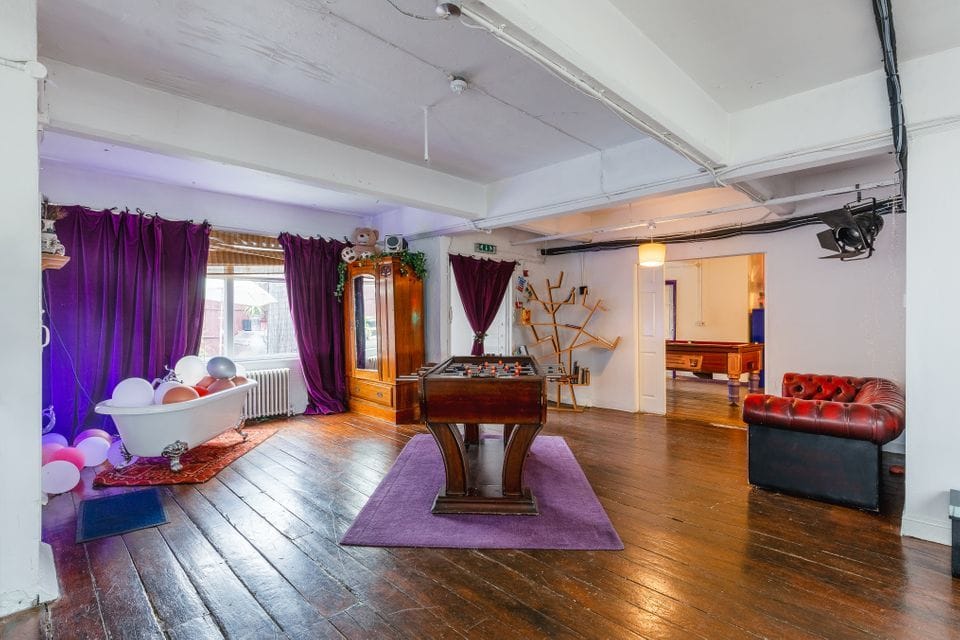 Photo of 4th Floor Studios, 4th Floor (two Adjoining Studios With Roof Top Terrace)