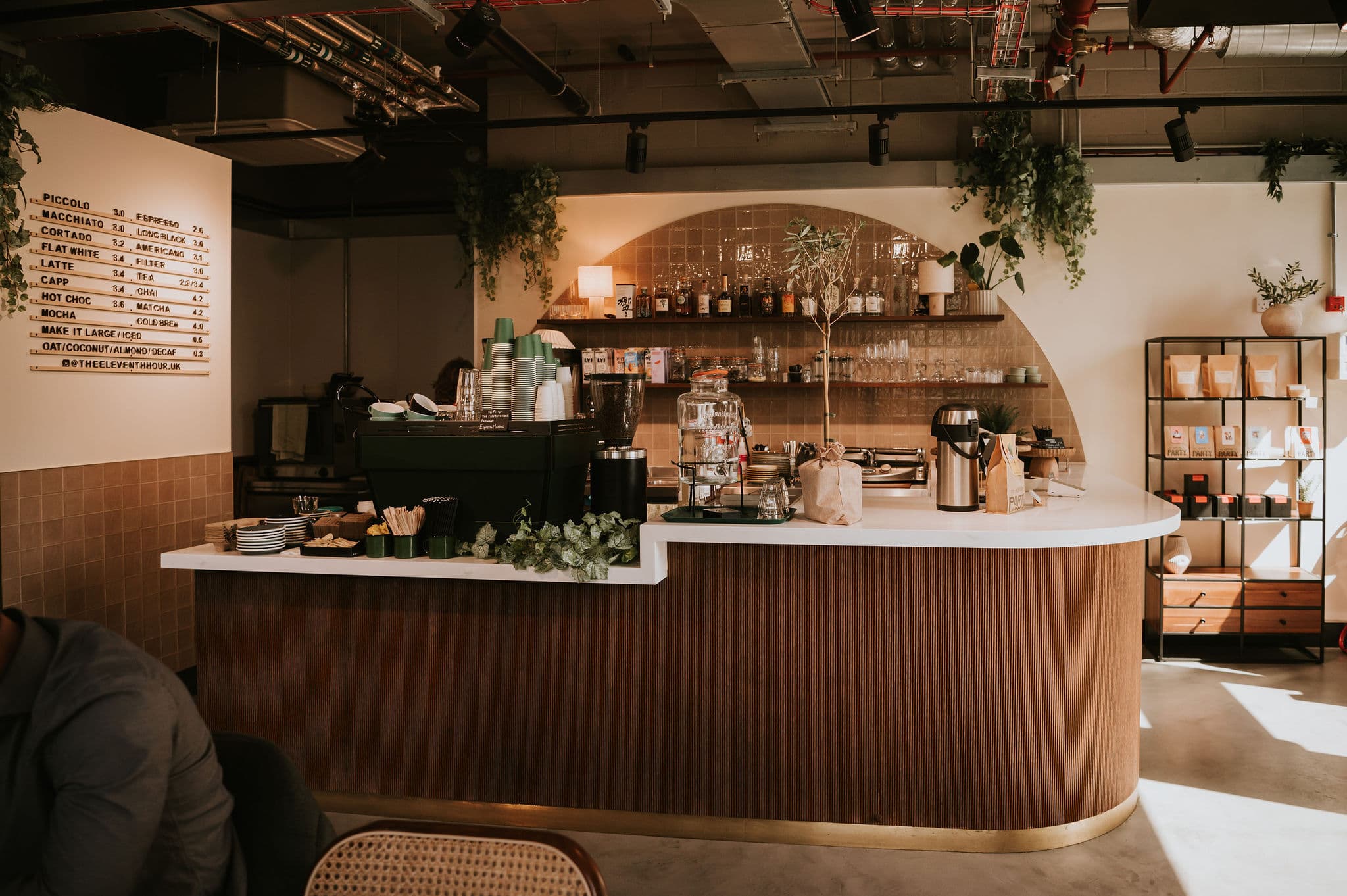 Exclusive Hire, The Eleventh Hour photo #1