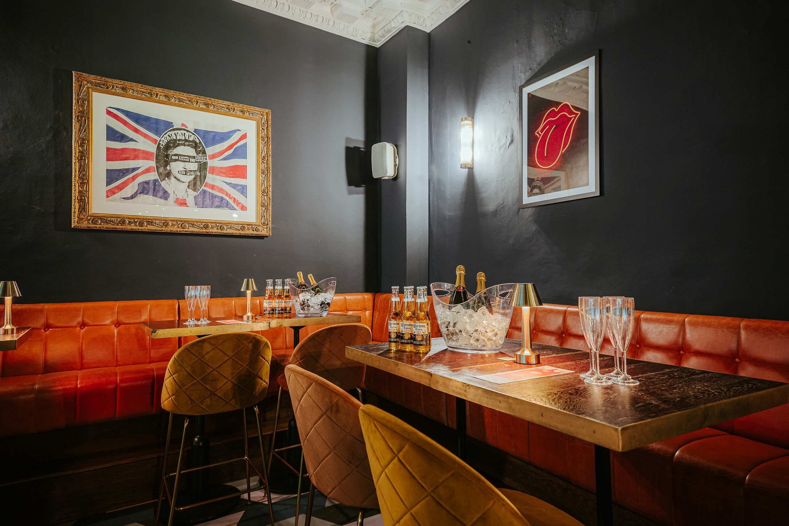 Mezzanine, Amazing Grace photo #2