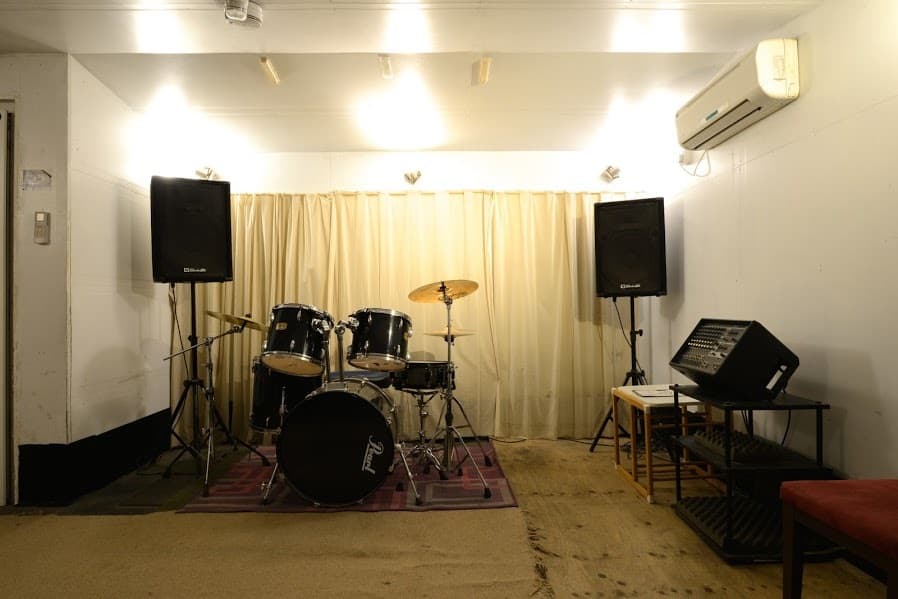 Room 2, Bonafidestudio photo #7