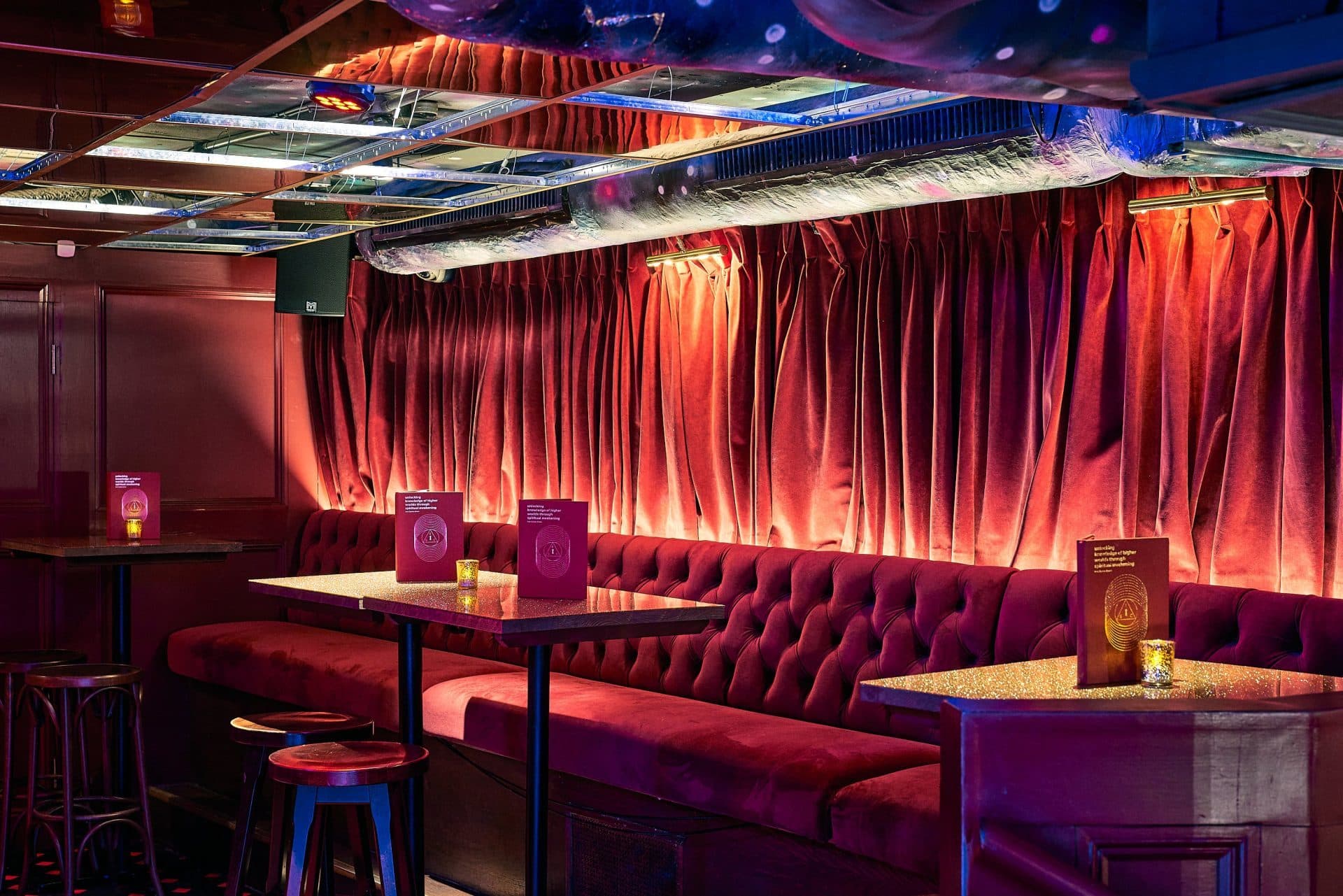 Full Venue, The Escapologist photo #3