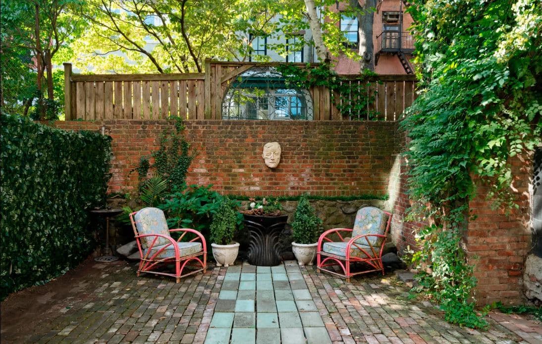 Garden, Wanderlustre photo #2