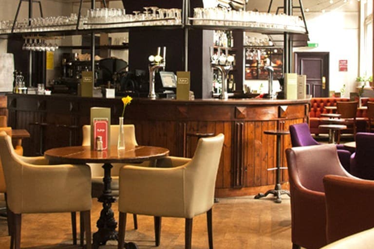 The Ground Floor Bar, Auberge Waterloo photo #1