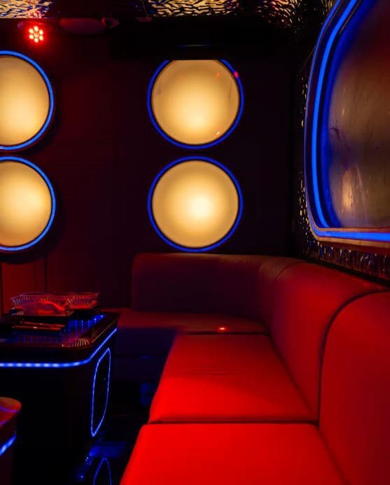 Venus KTV Room, Glass Garden photo #2