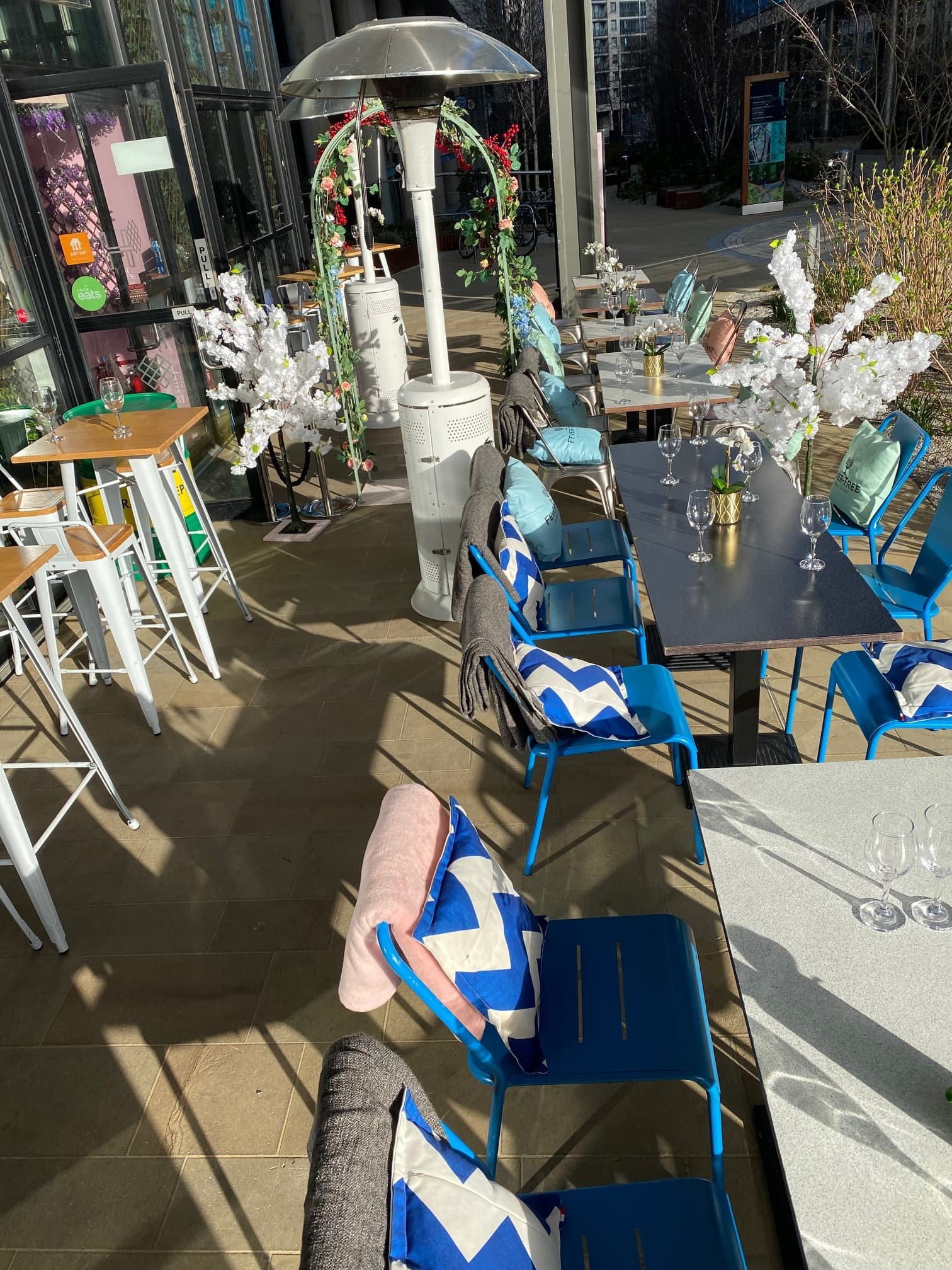 Sun Terrace, Huckster London photo #8
