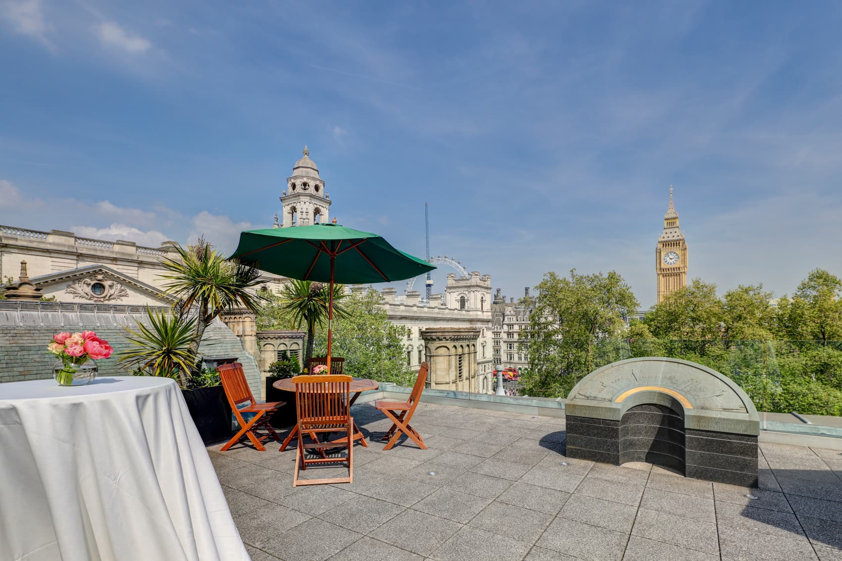 Terrace, Surveyors House RICS Westminster photo #2