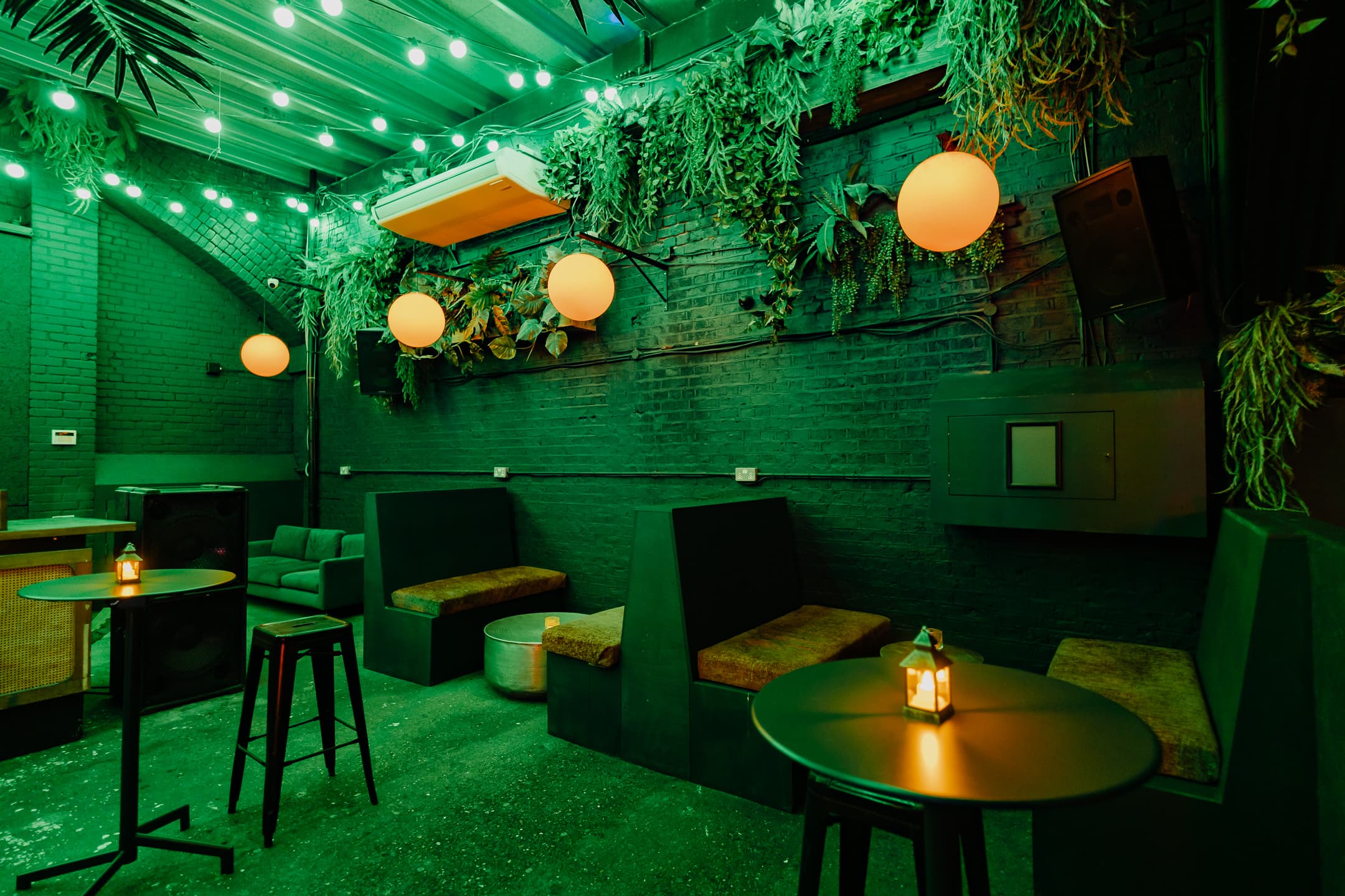 Arch 14 (Formerly The Palm Bar) - Hackney, Night Tales photo #7