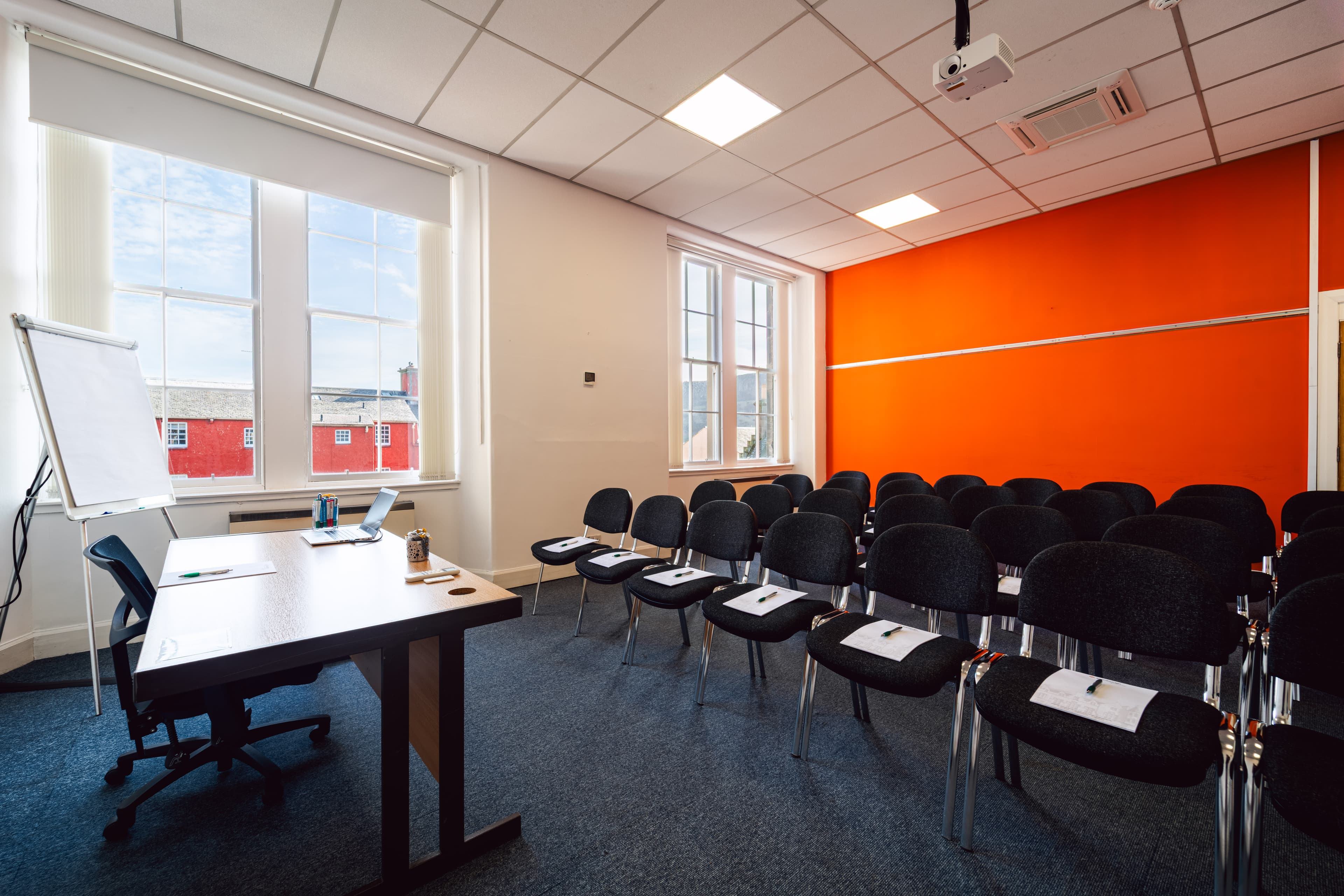 Room 1.1 & 1.5, Edinburgh Training And Conference Venue photo #9
