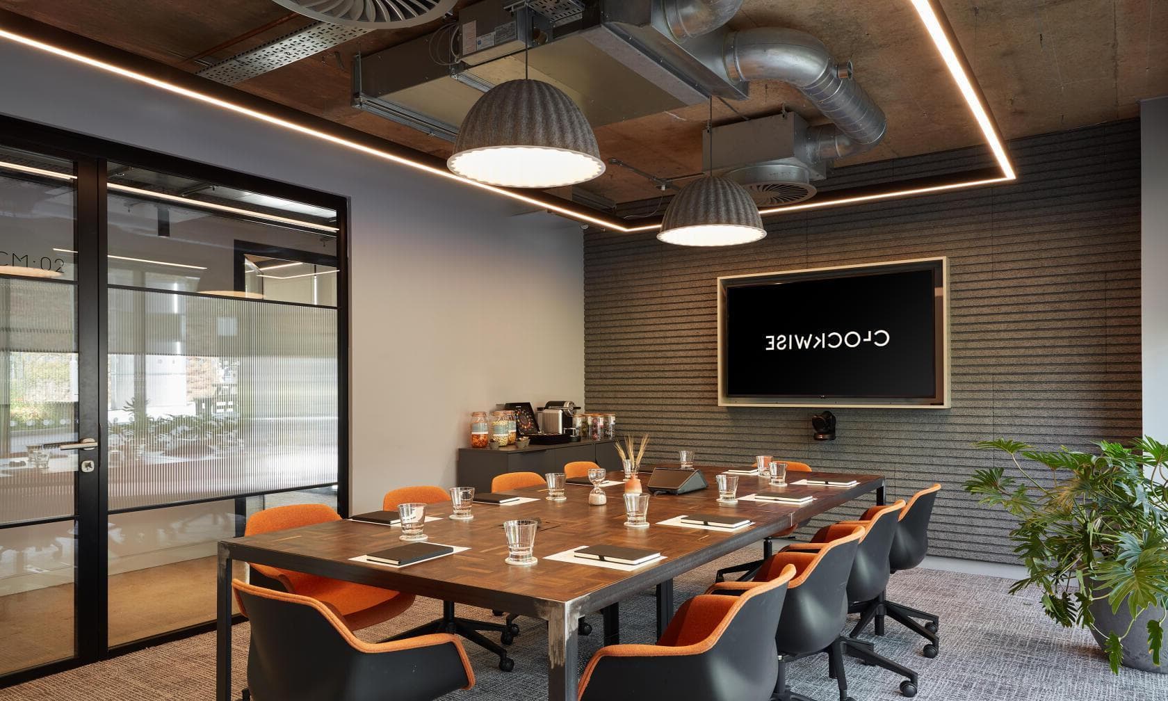 CM:02 (10 People), Clockwise Exeter photo #1