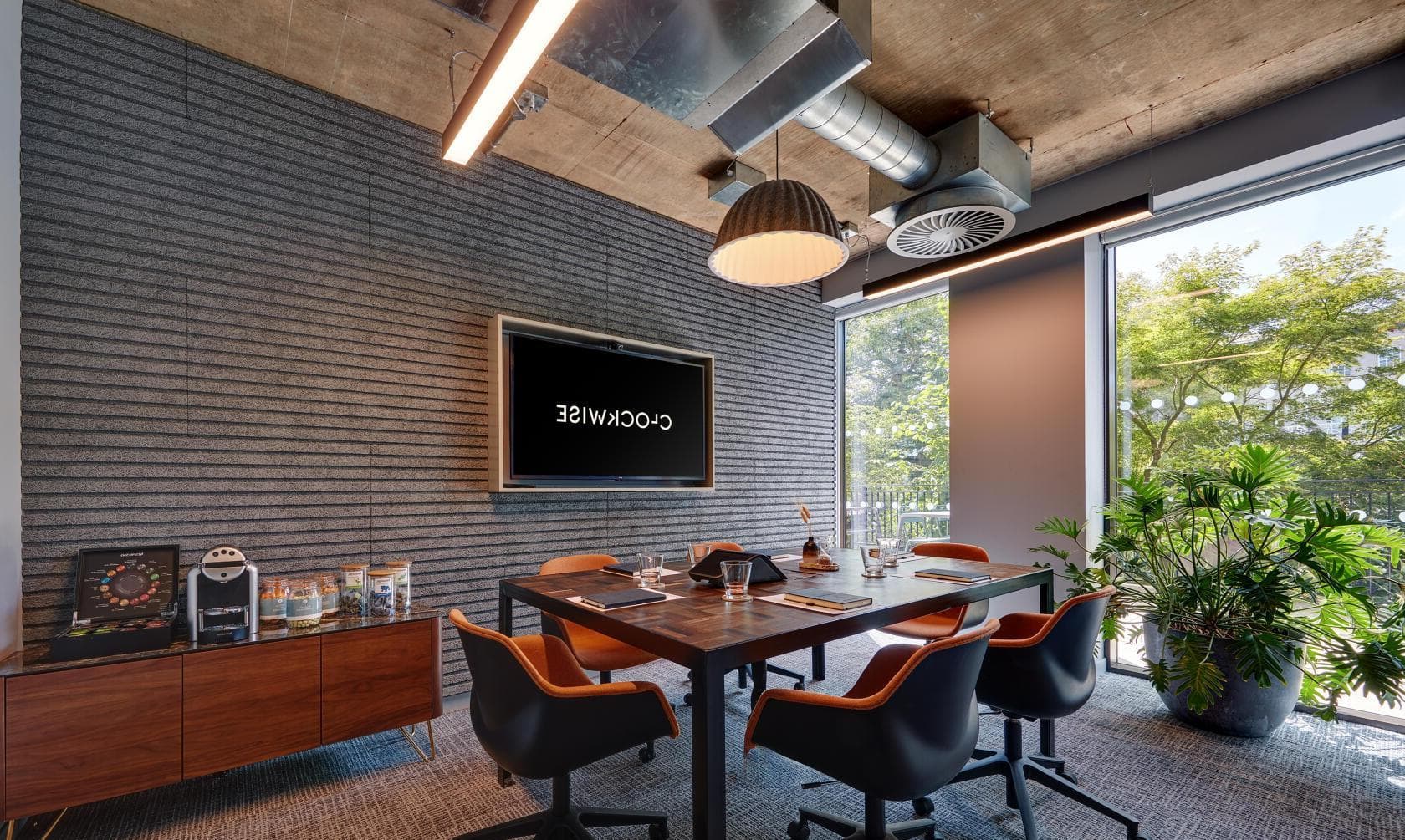 CM:05 (6 People), Clockwise Exeter photo #1