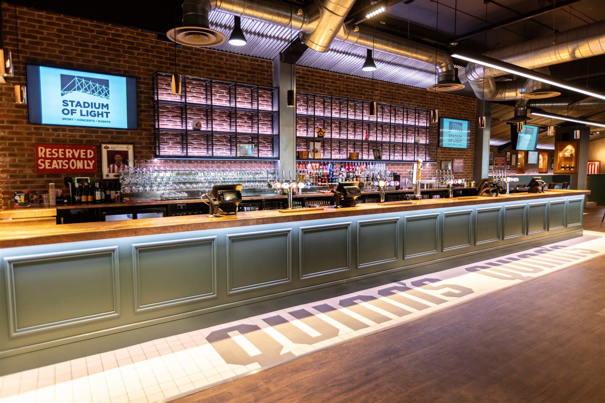 Quinn's Sports Bar, Stadium Of Light photo #3