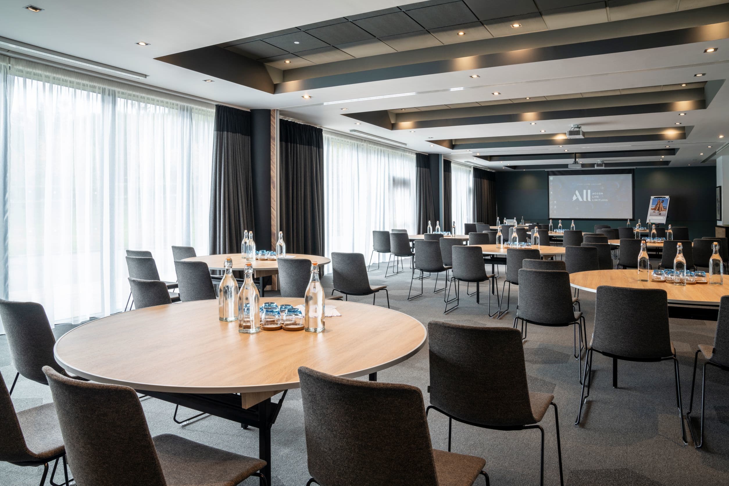 Hermiston Suite, Novotel Edinburgh Park photo #3