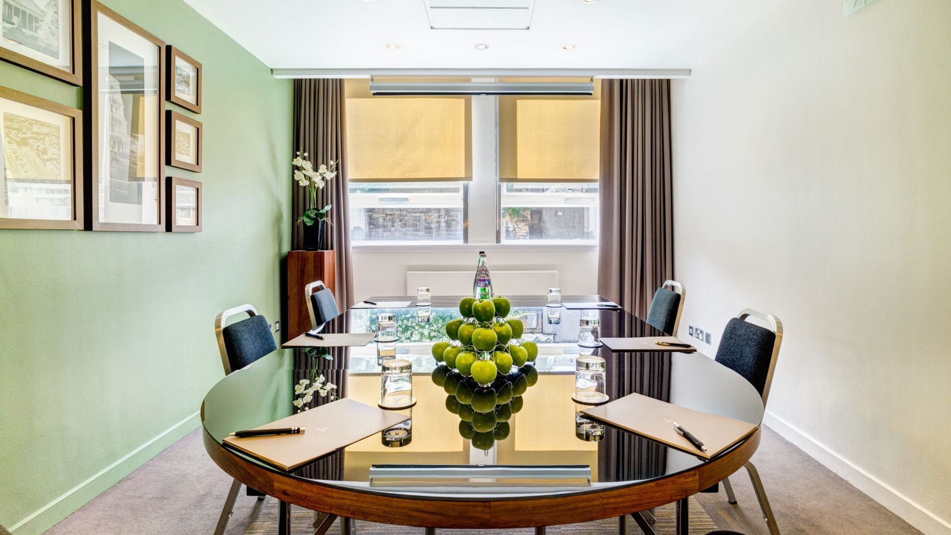 Photo of Apex Grassmarket Hotel, Rome