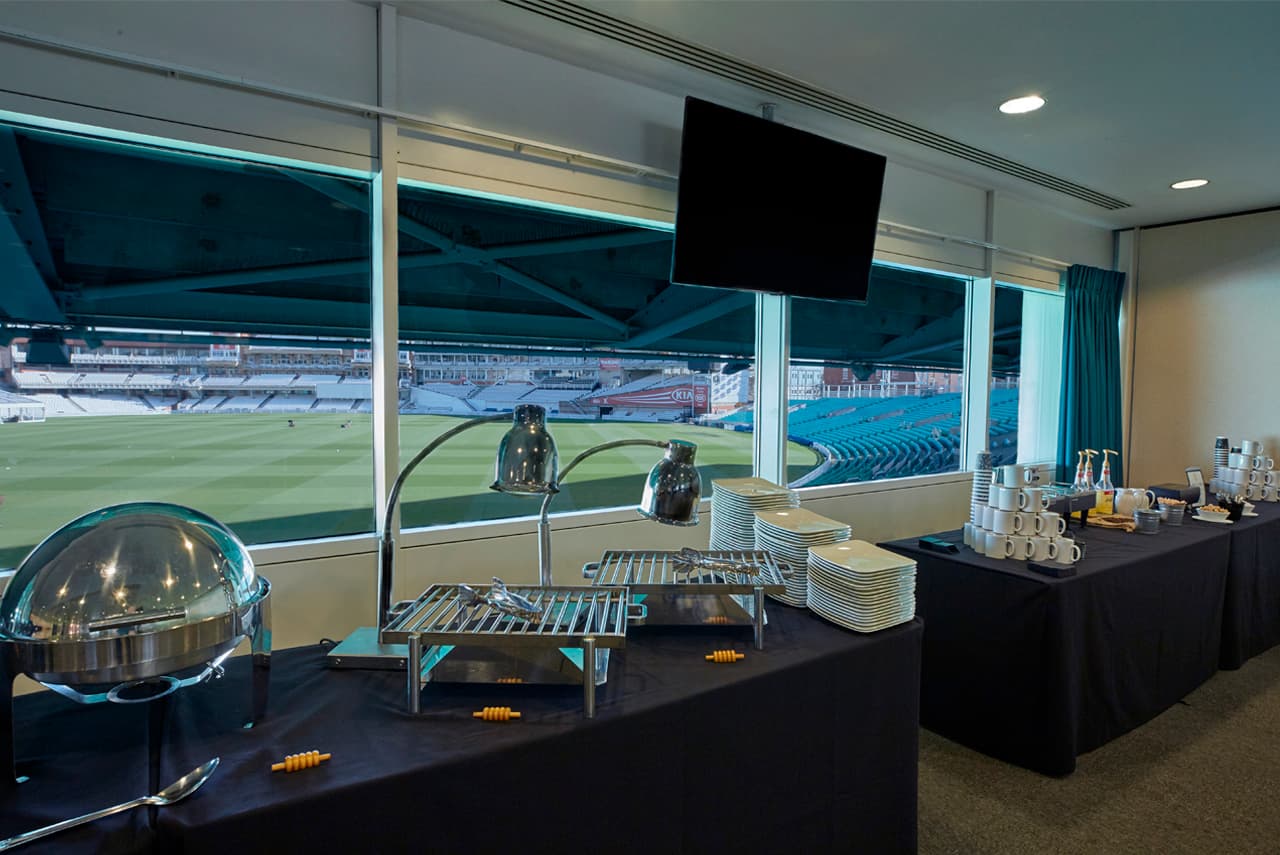 Ashes Suite, The Kia Oval photo #3