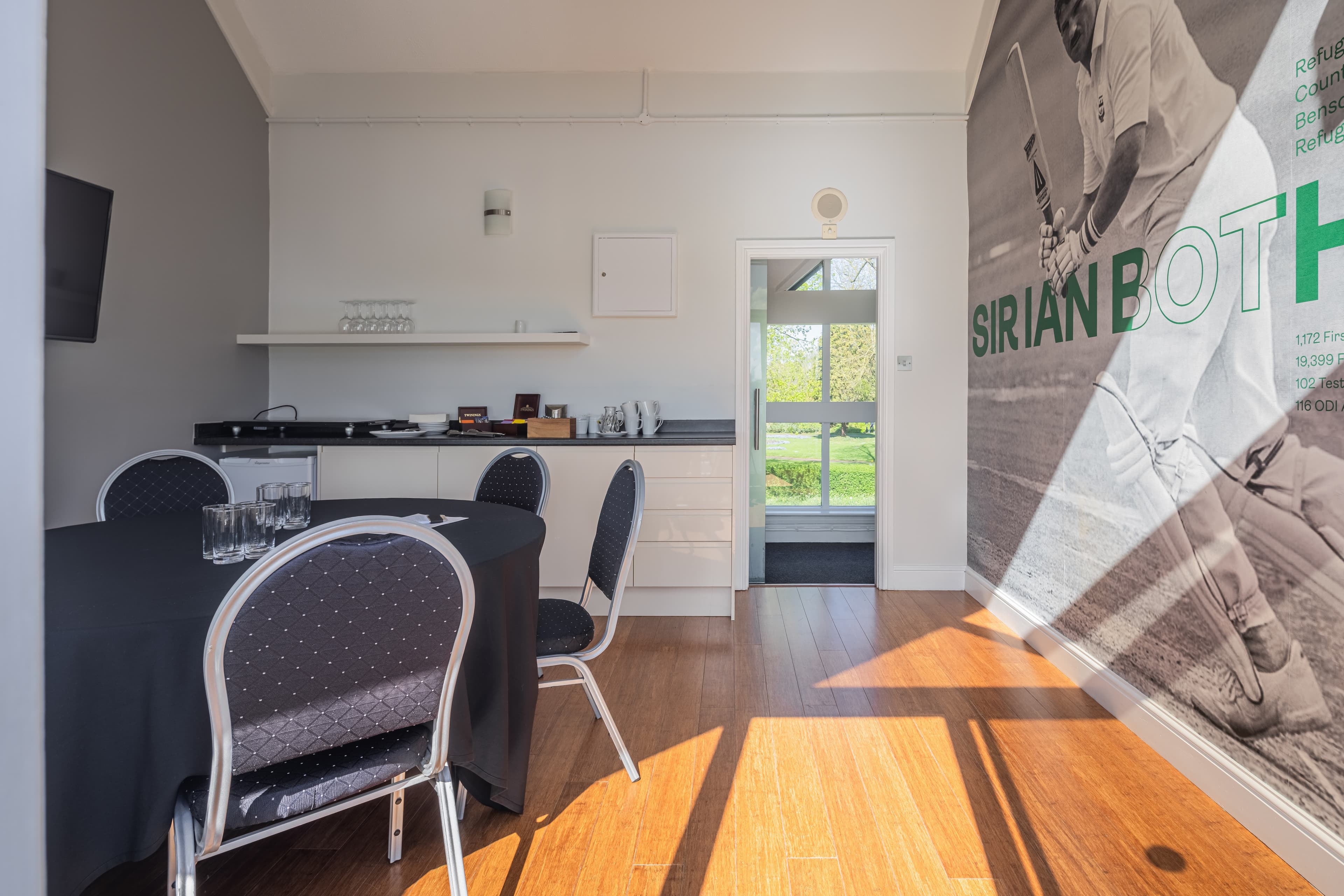 New Road Meeting Room (8 Available), Worcestershire County Cricket Club photo #7