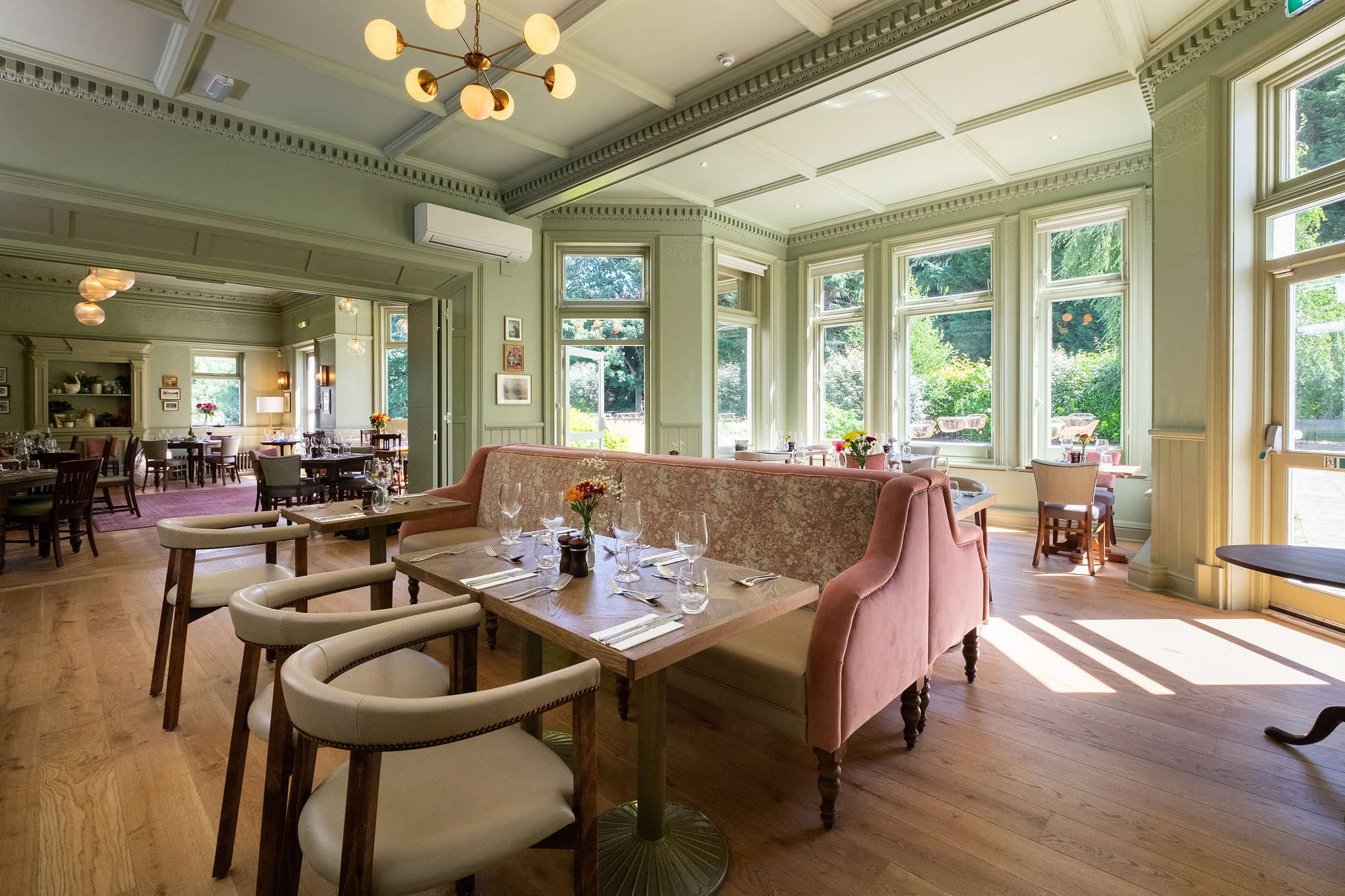 The Worplesdon Suite, Worplesdon Place photo #5