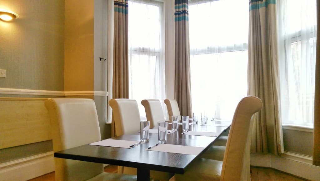 Small Meeting Room, Avis Hotel photo #1