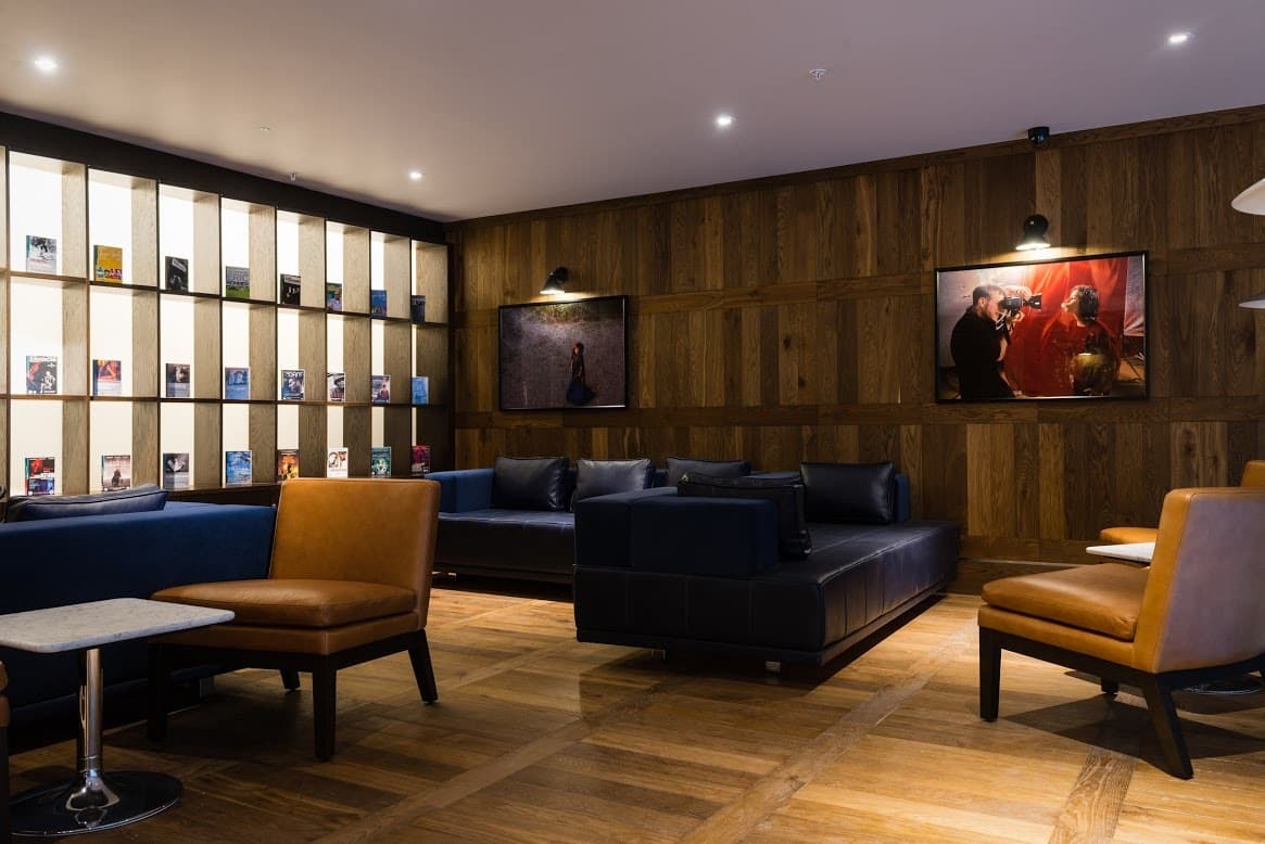 Mezzanine Area, Curzon Victoria photo #2