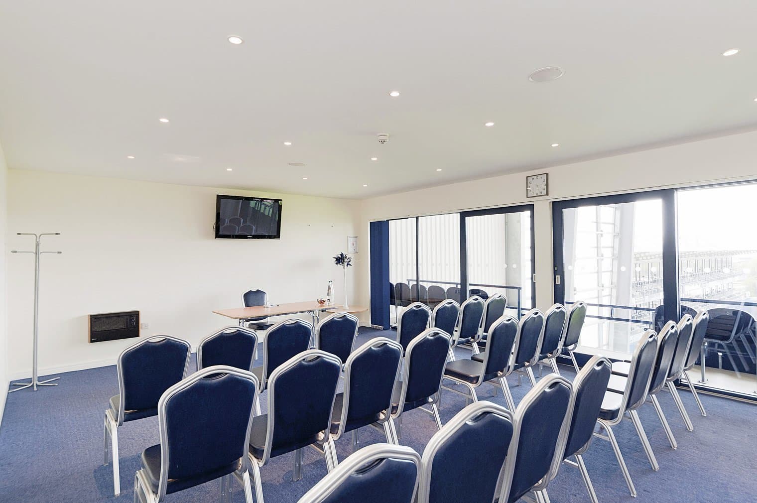 Double Box, Sixways Stadium Worcester photo #2