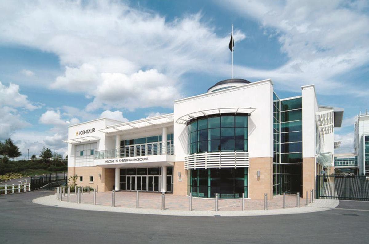 The Centaur, Cheltenham Racecourse photo #4