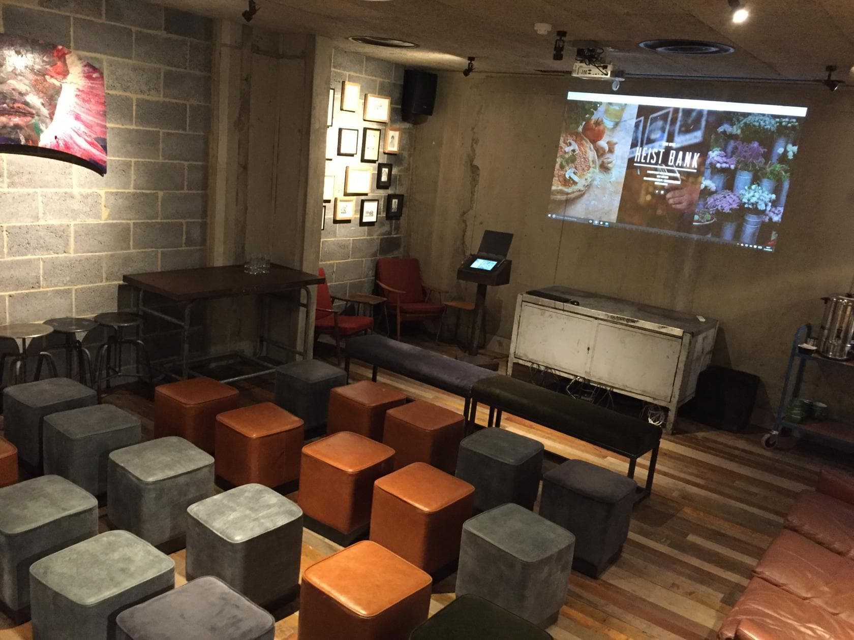 The Games Room, Heist Bank photo #6