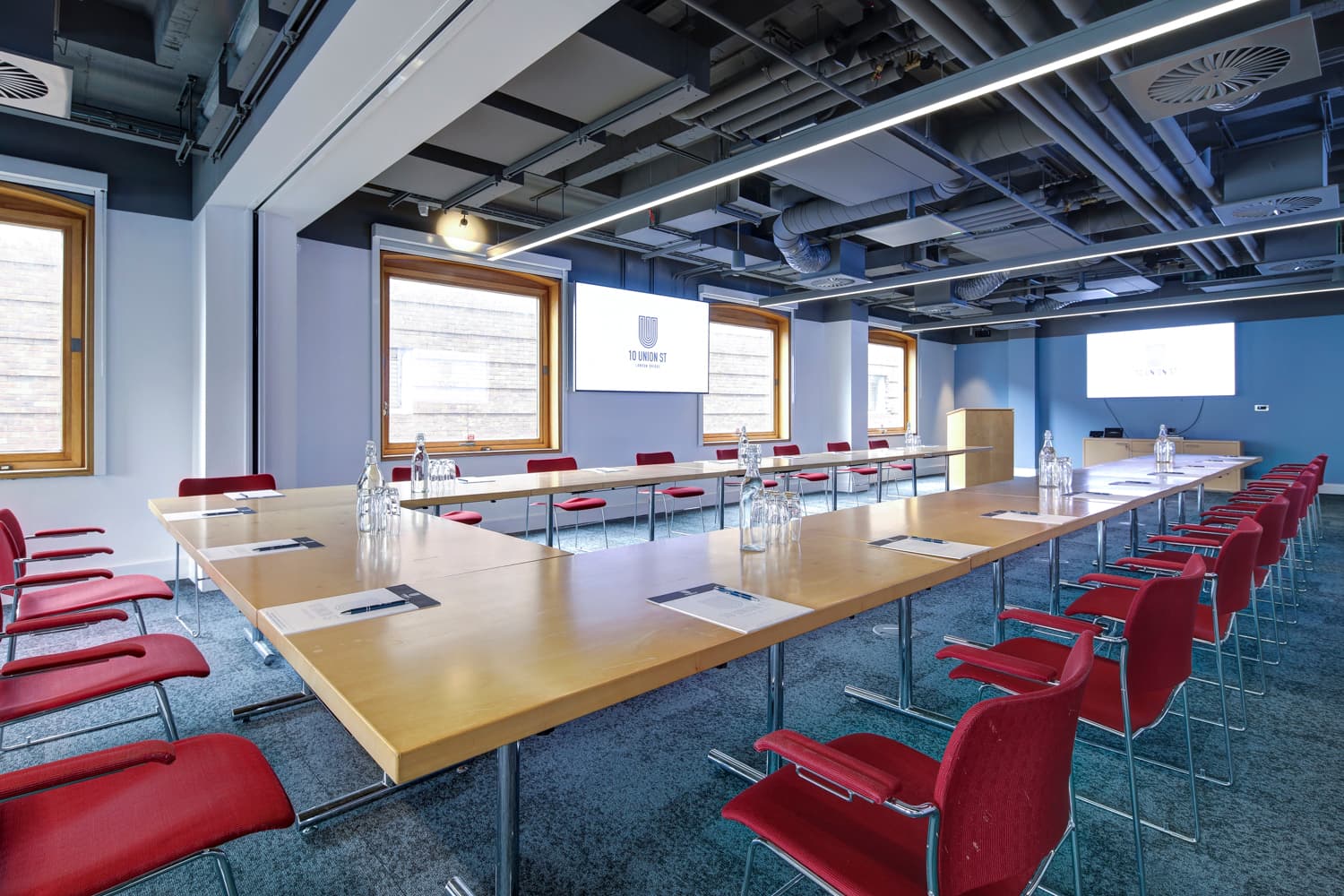 Room 205, 10 Union Street photo #1