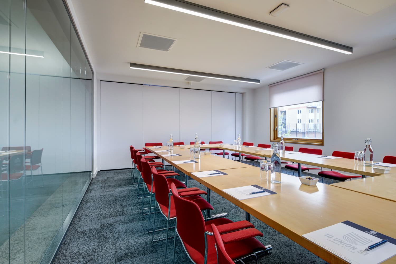 Room 203, 10 Union Street photo #3