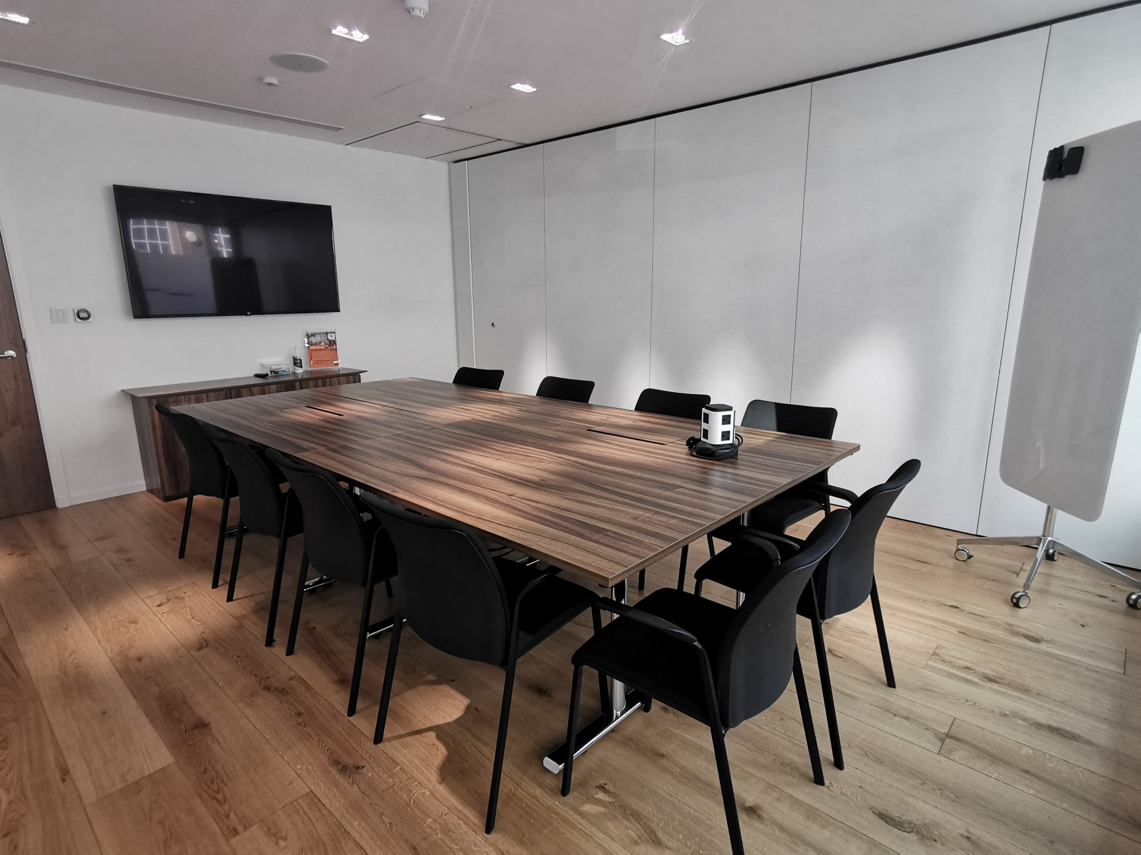 Boardroom 2, Us&Co Stratford photo #1