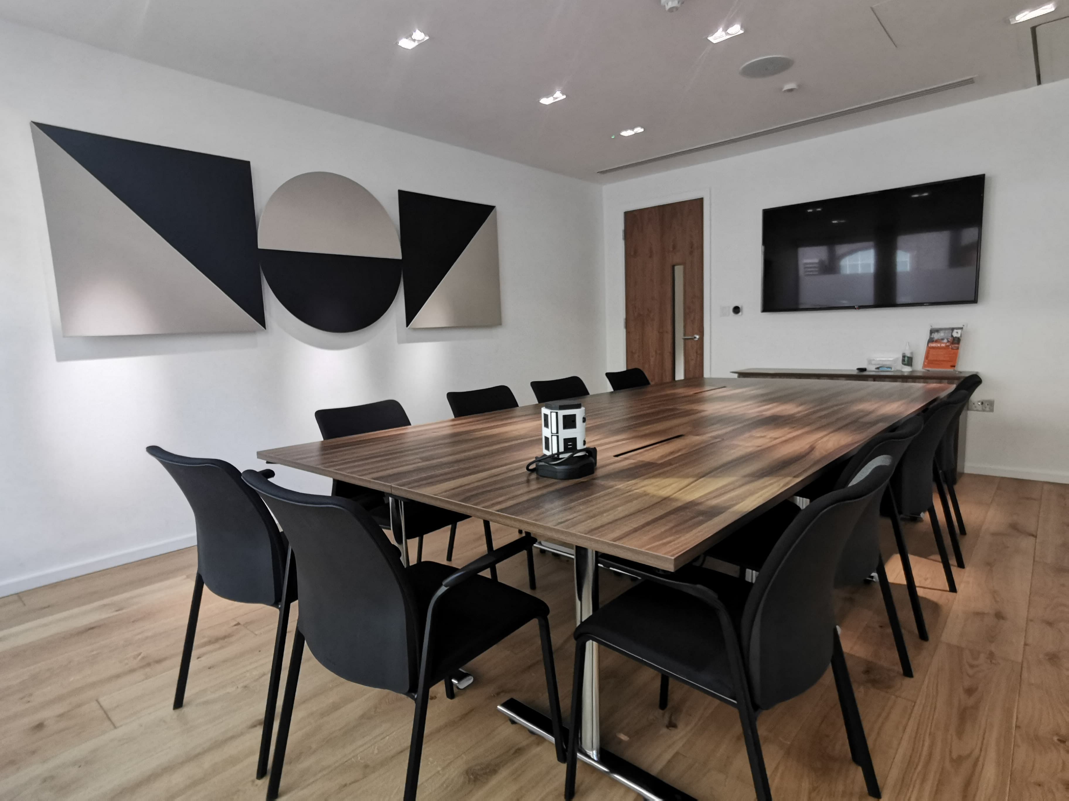 Boardroom 2, Us&Co Stratford photo #2