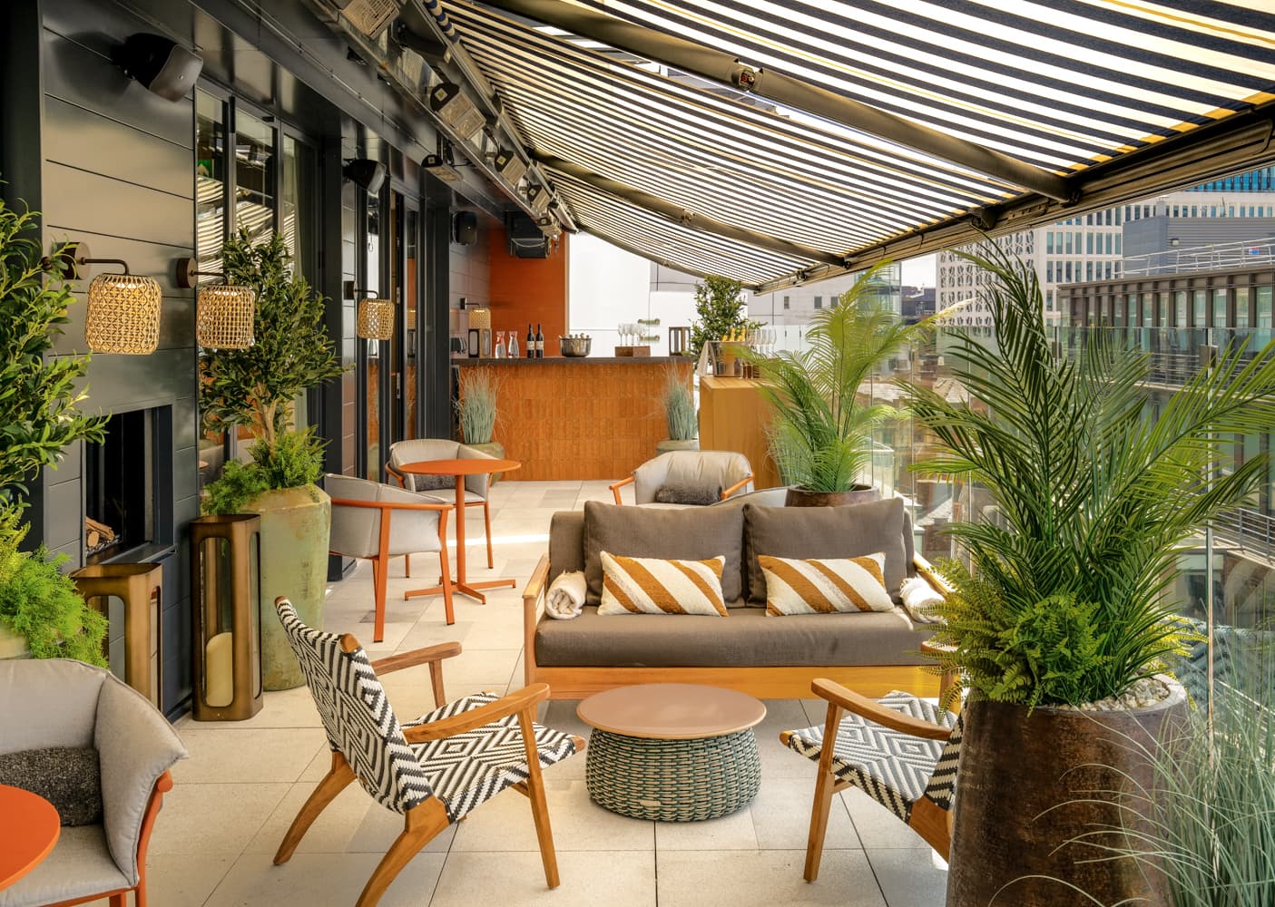 Sixth Floor South Terrace & Lounge, King Street Townhouse Hotel & Spa photo #1