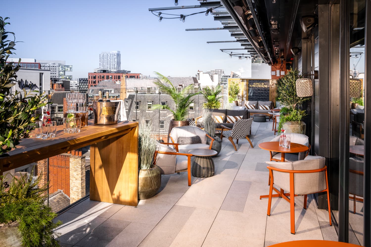 Sixth Floor South Terrace & Lounge, King Street Townhouse Hotel & Spa photo #13