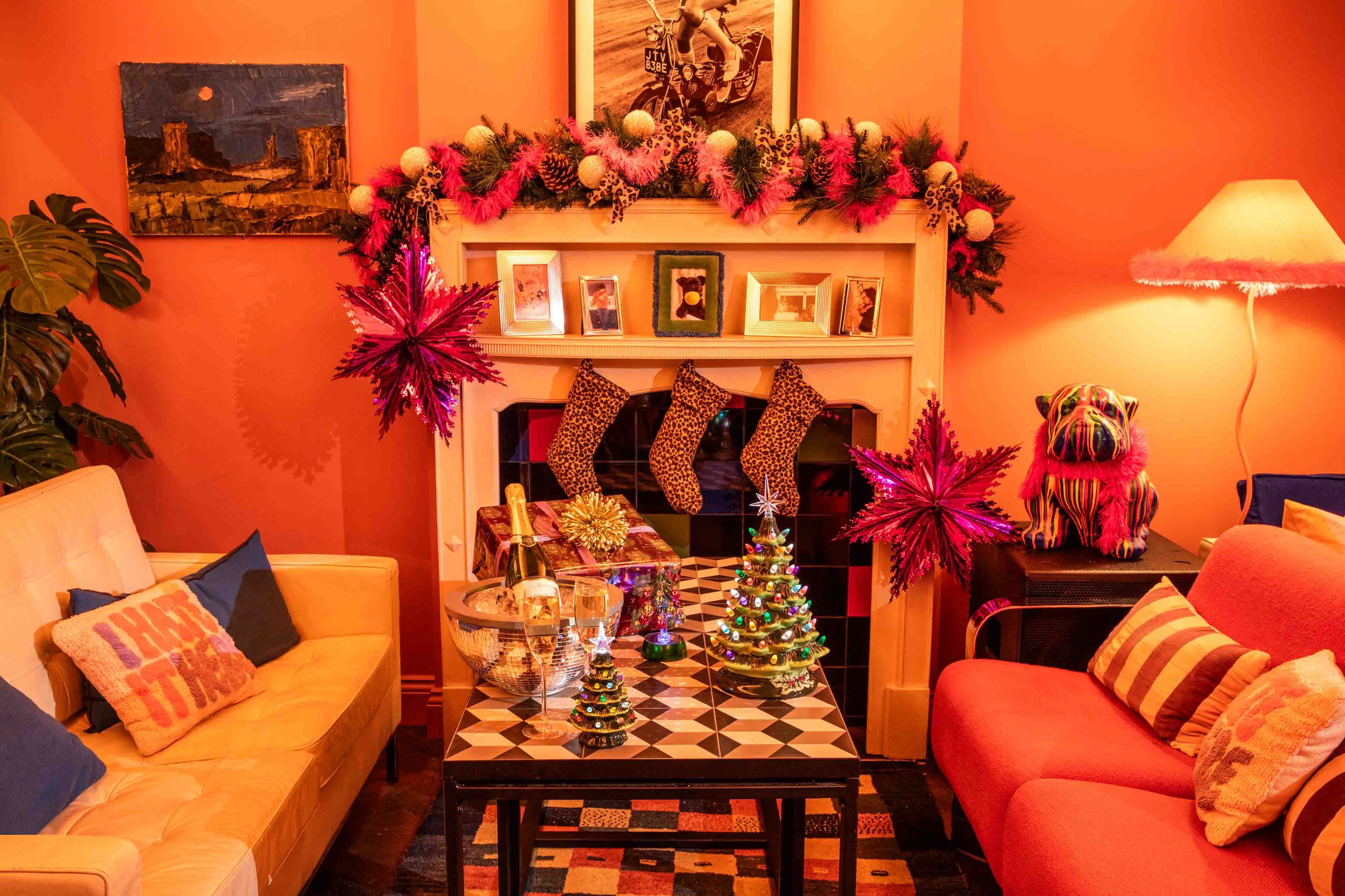 Christmas At The Little Violet Door, Little Violet Door photo #6