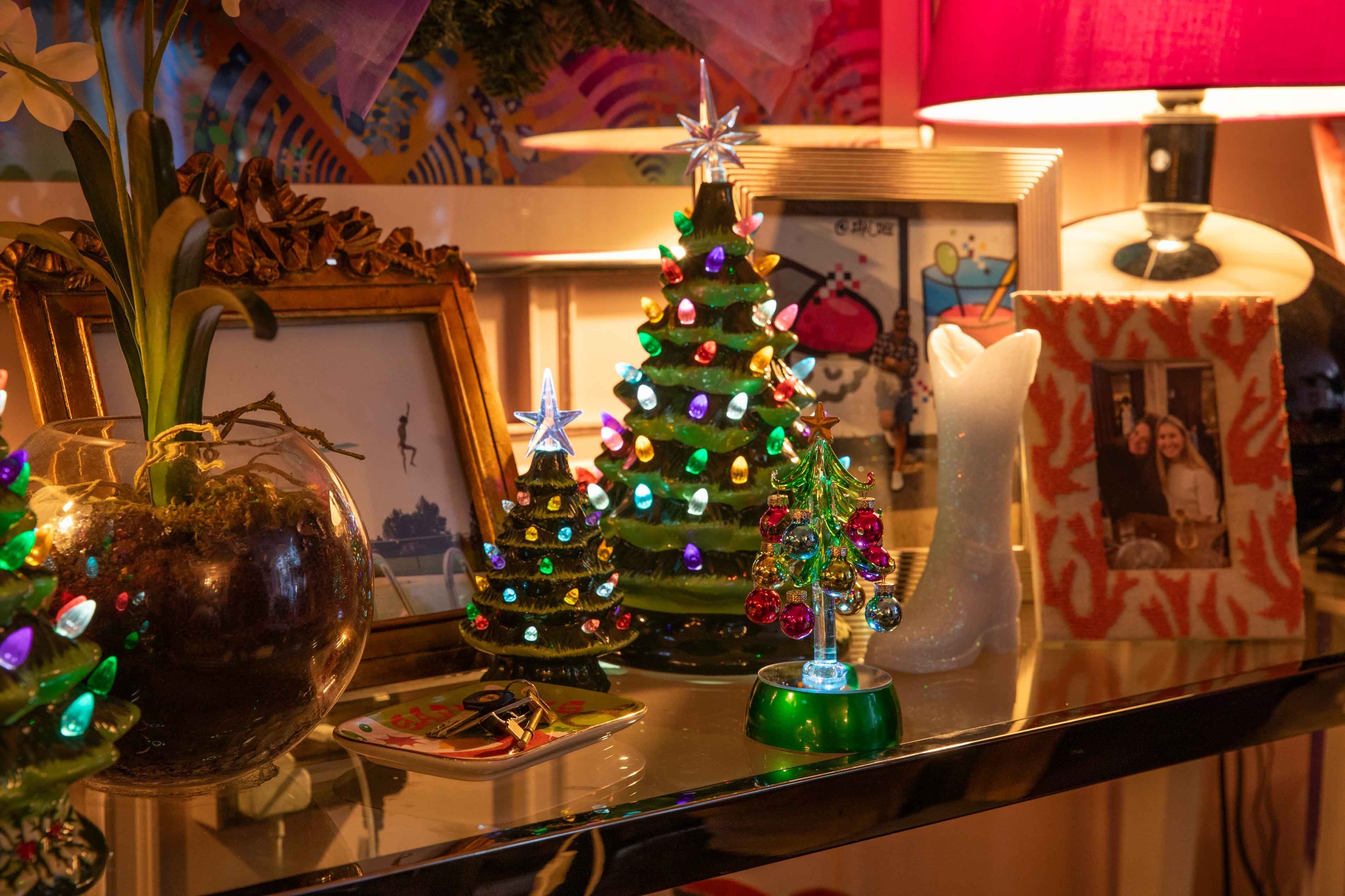 Christmas At The Little Violet Door, Little Violet Door photo #16