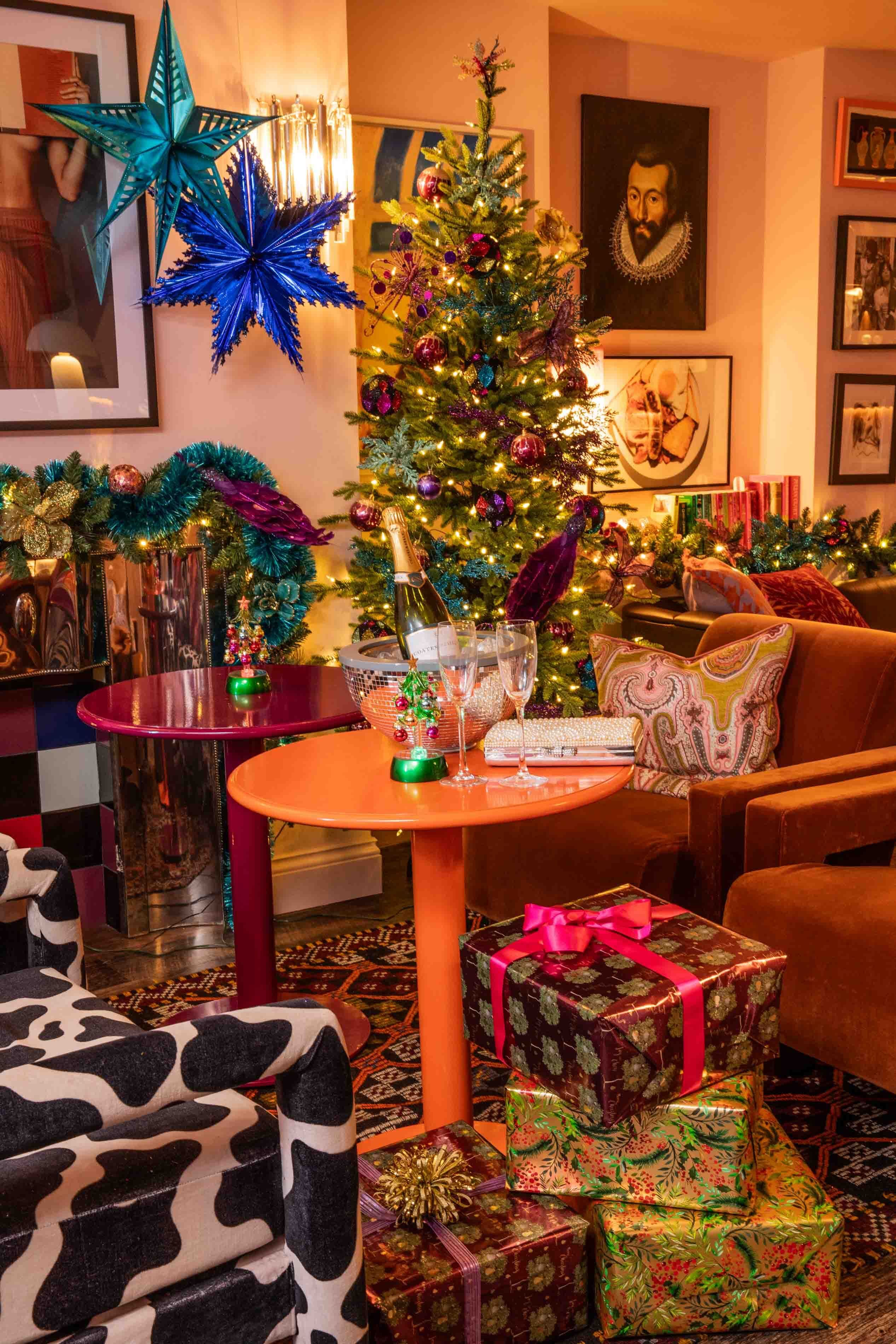 Christmas At The Little Violet Door, Little Violet Door photo #5