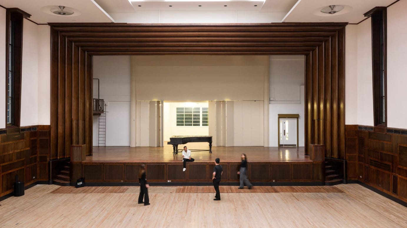 Photo of Hornsey Town Hall, Assembly Hall