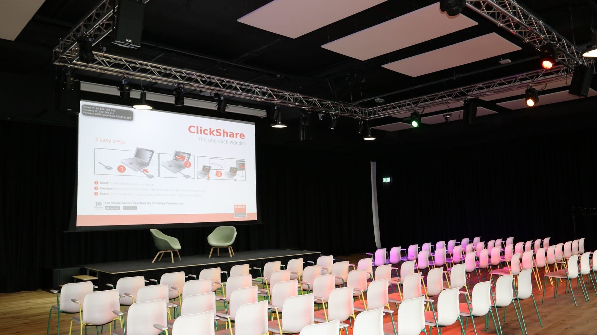 Centre Stage, Plexal photo #1