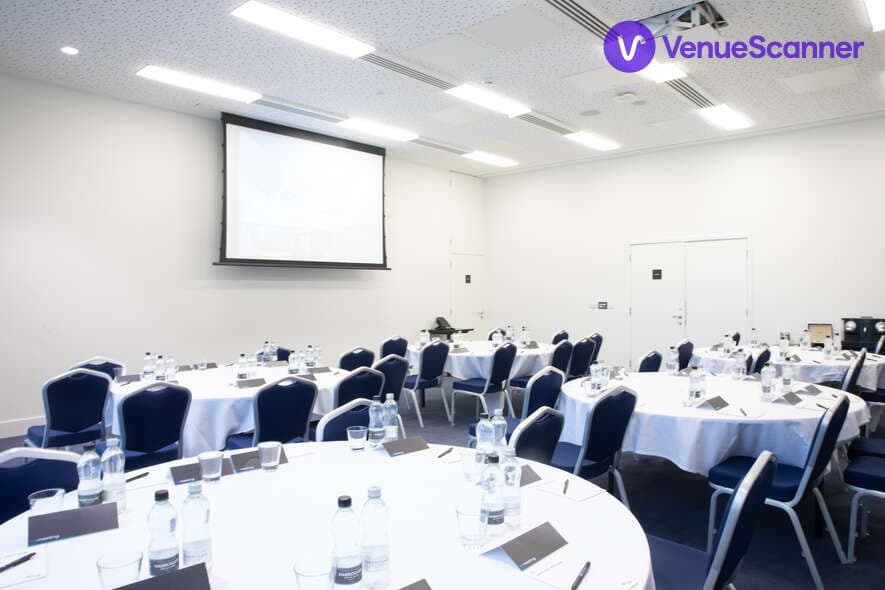 Pullman Liverpool, Albert photo #3