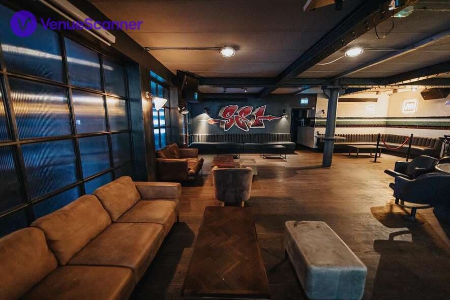 BRIX, Basement Bar photo #3