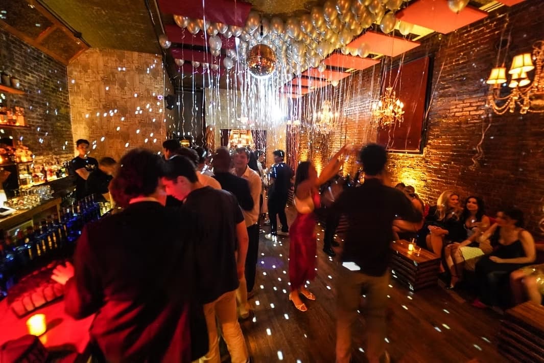 Main Bar, Velvet Brooklyn photo #3