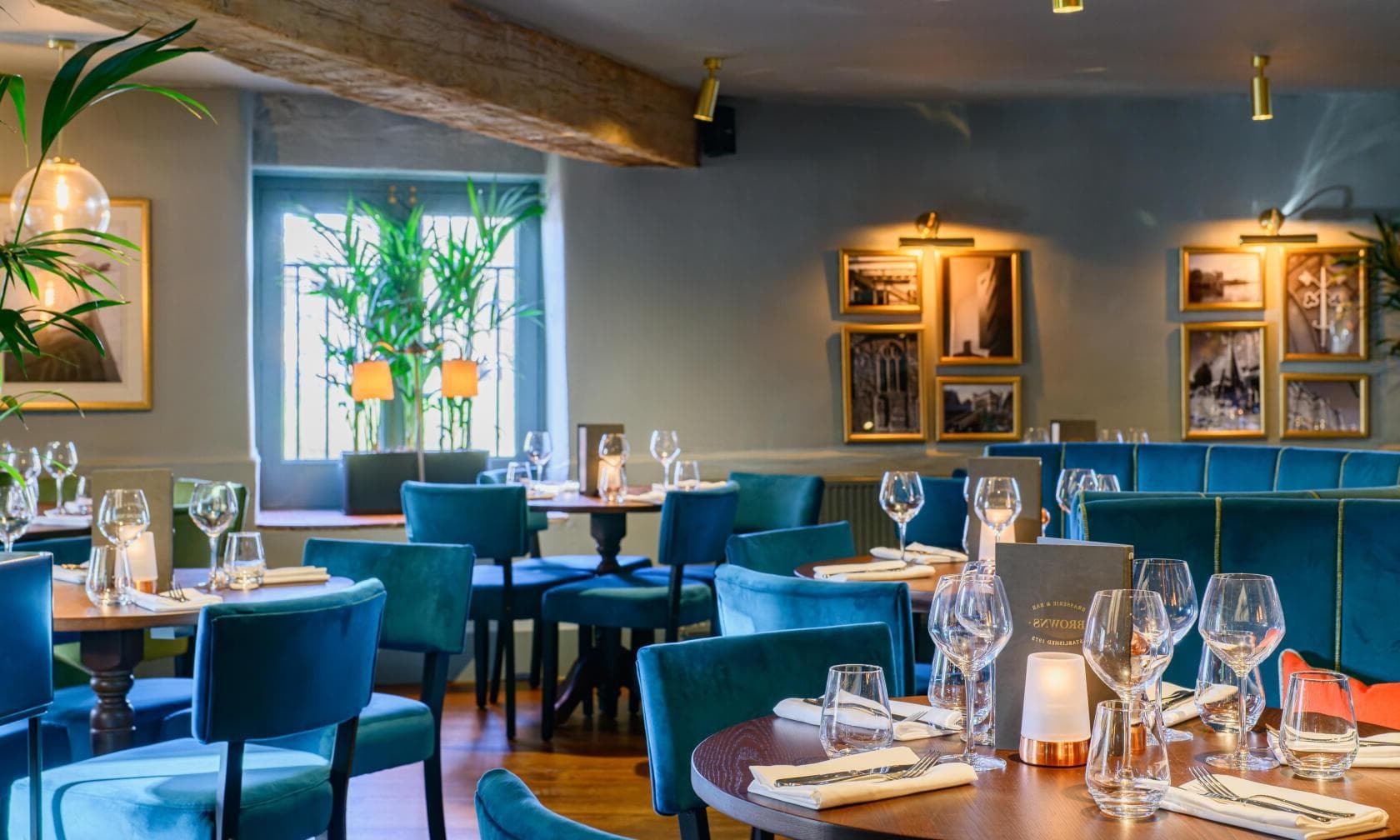 Restaurant, Browns Exeter photo #1