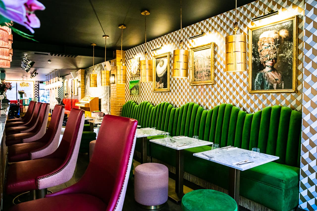 Exclusive Hire, Mrs Riot photo #3